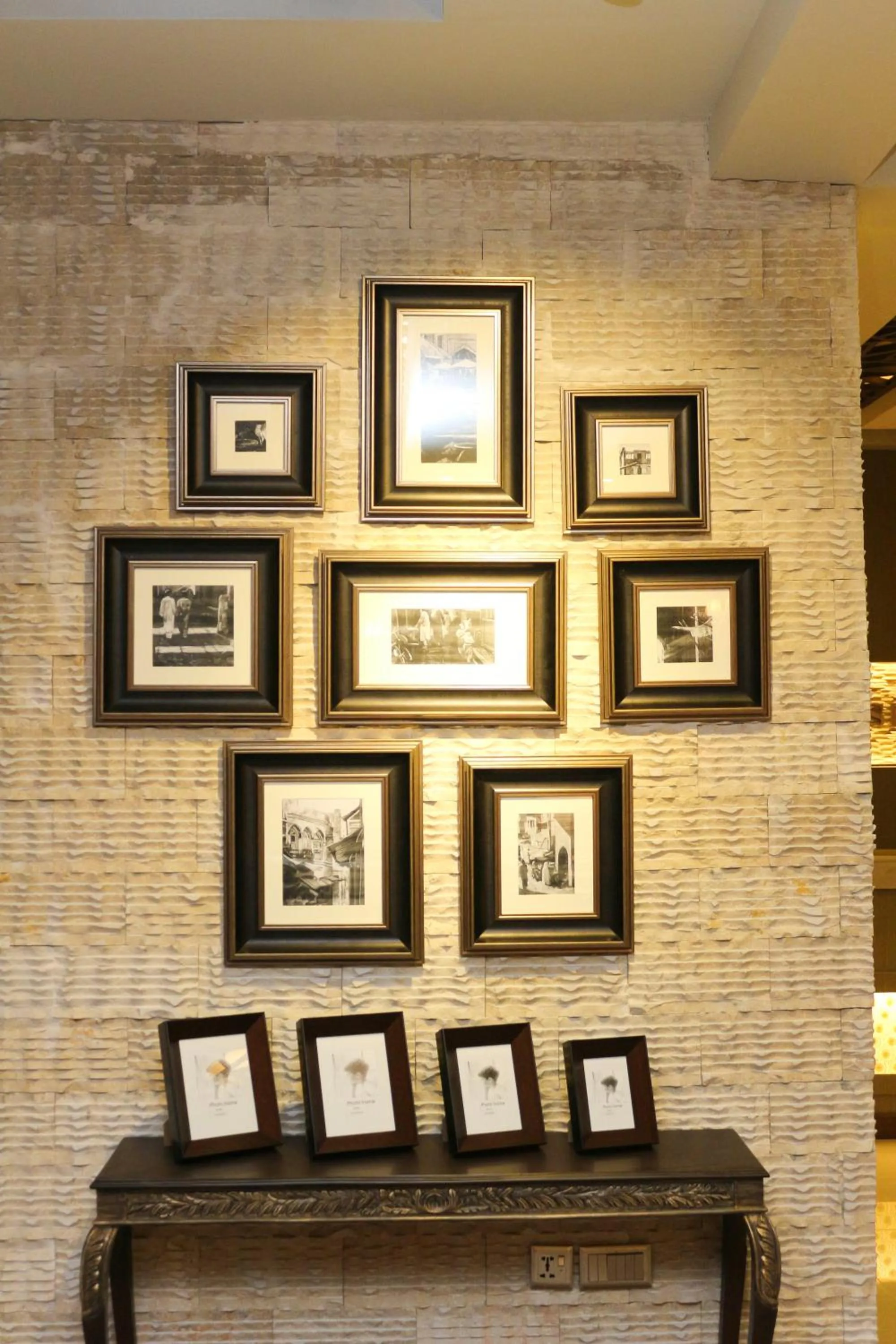 Shelton Rezidor Swat