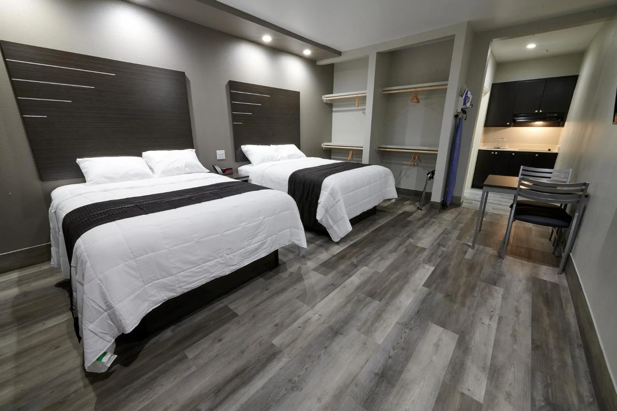 Bedroom in Crystal Inn