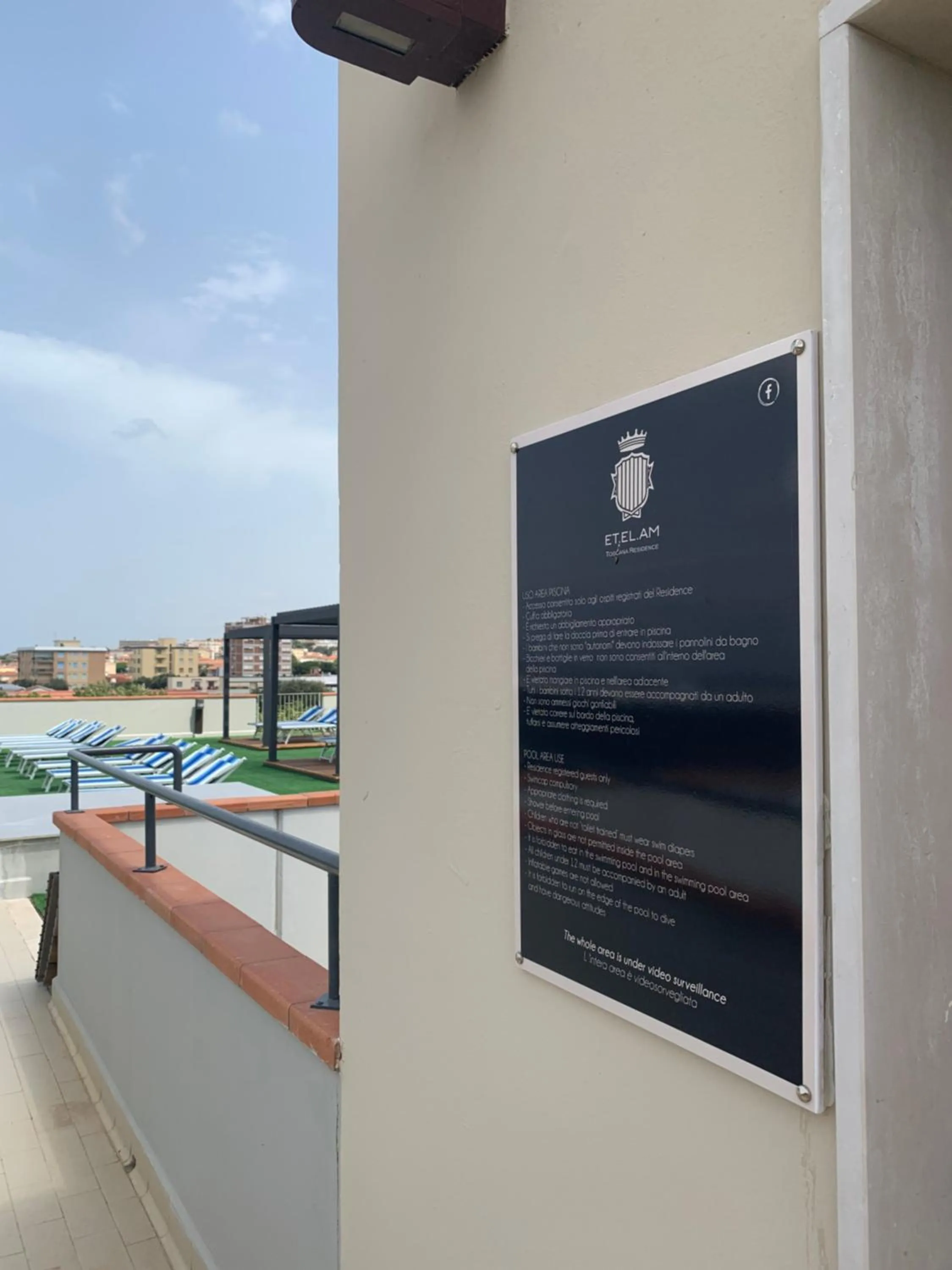 Swimming pool in Le Residenze di Santa Costanza - Le Dimore