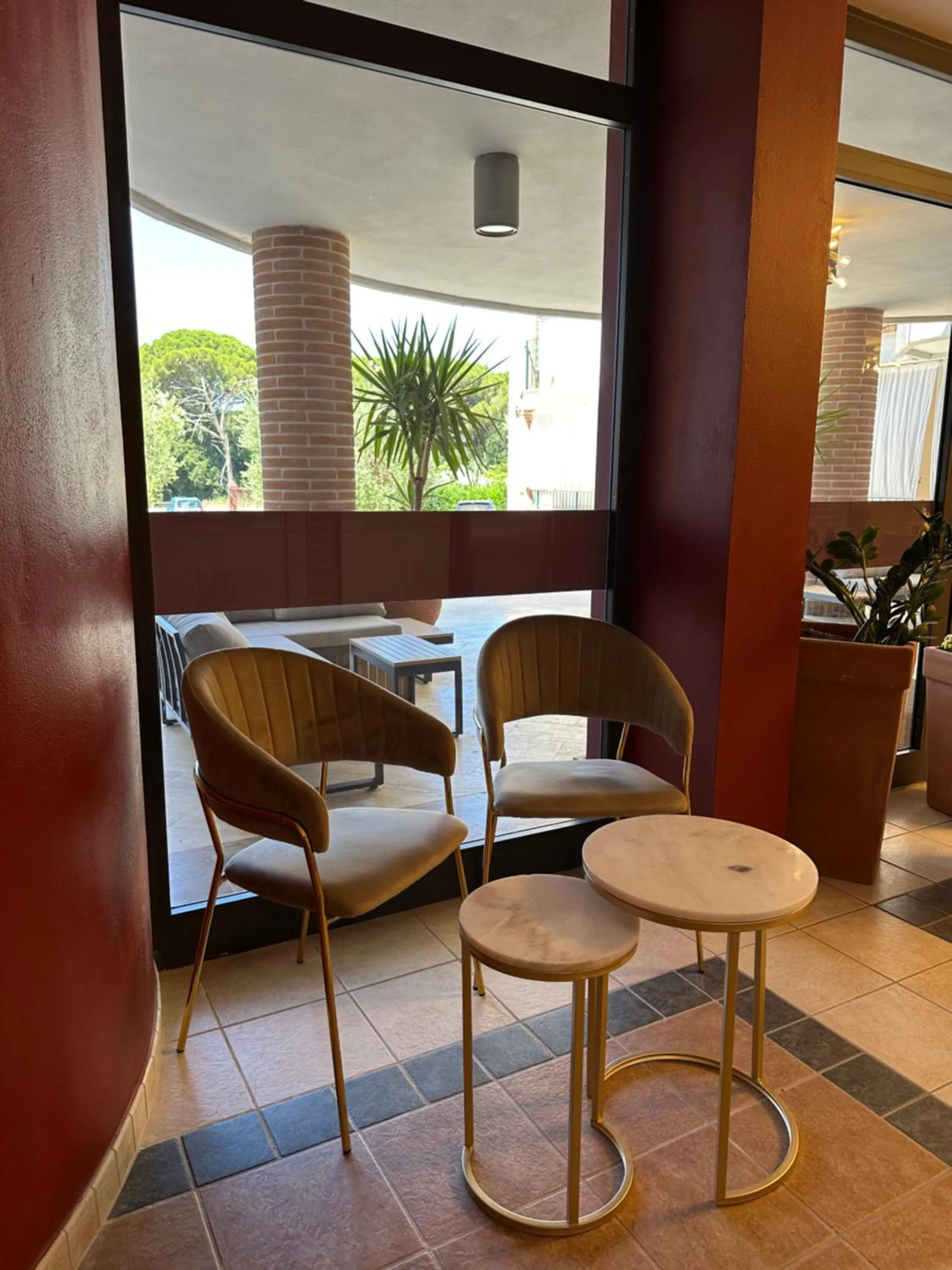 Lobby or reception in Le Residenze di Santa Costanza - Le Dimore