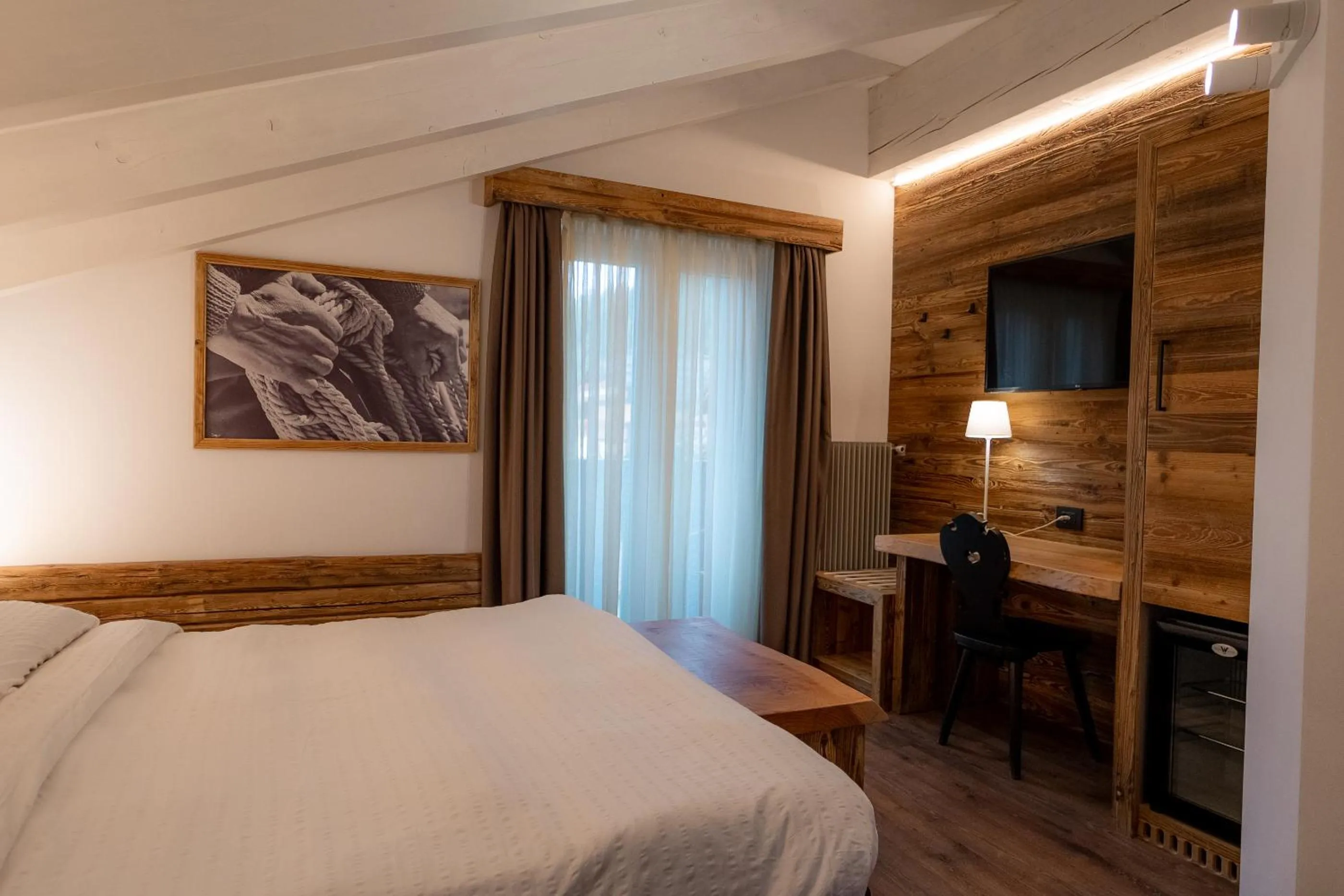 Bed in Hotel Garni Arnica ***S