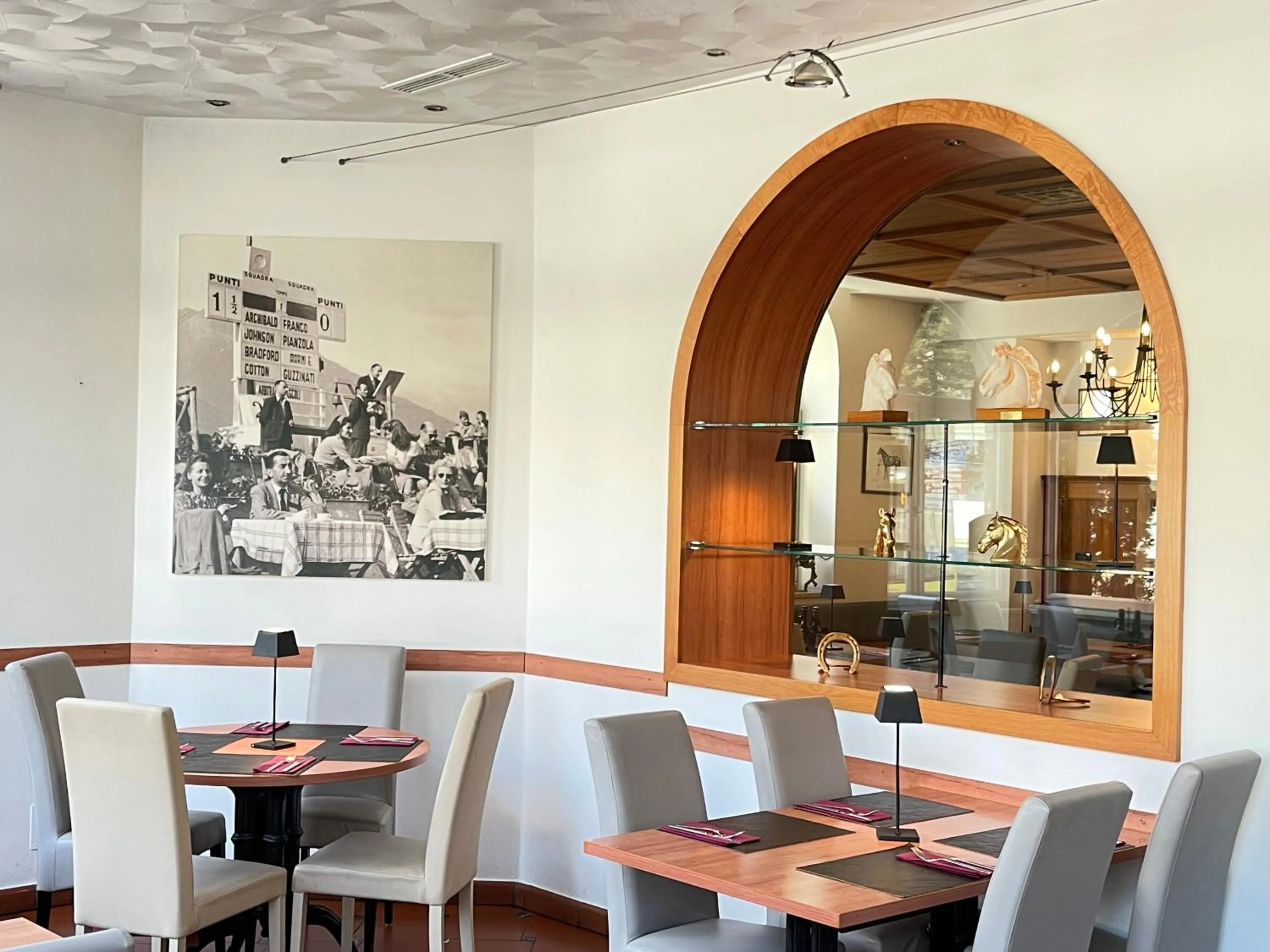 Restaurant/places to eat in Albergo Cavallino s'Rössl