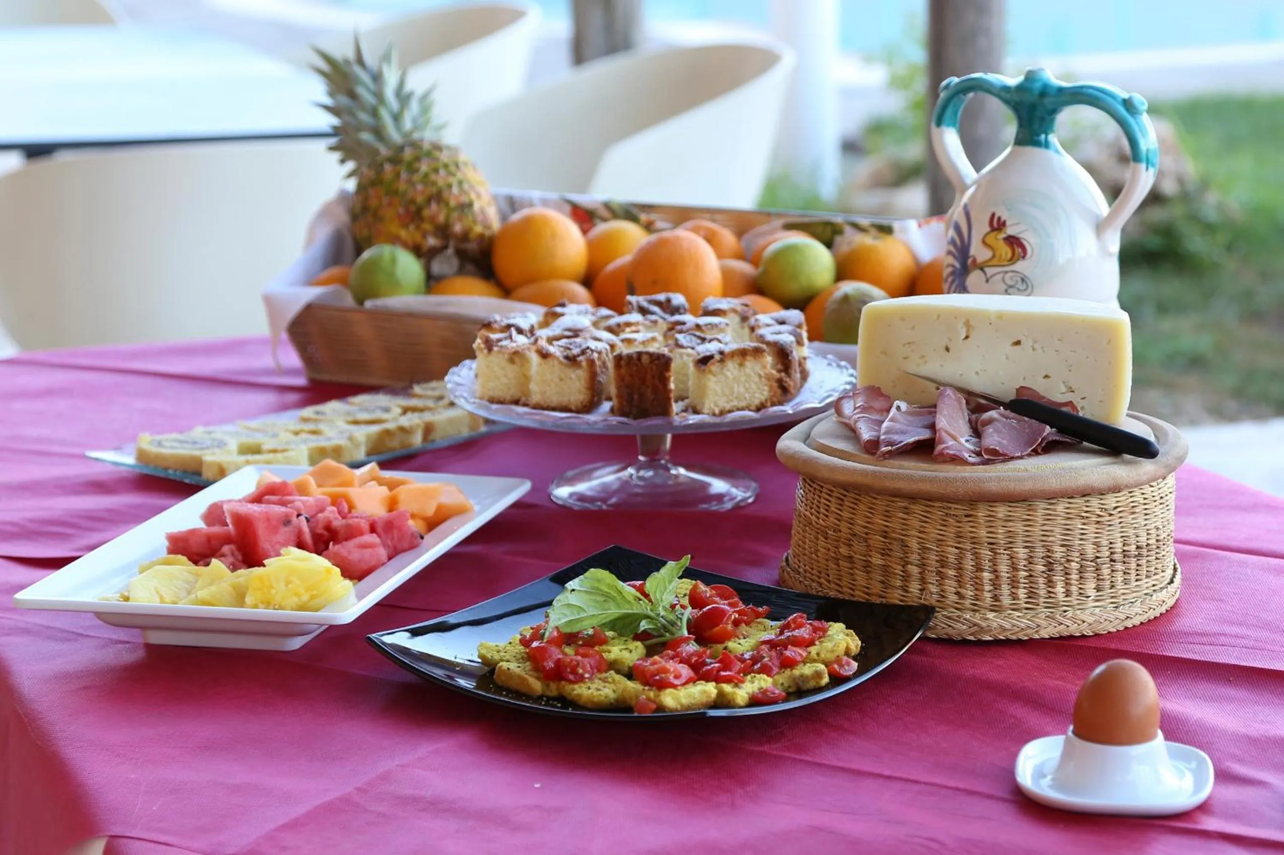 Restaurant/places to eat in Il Tabacchificio Hotel