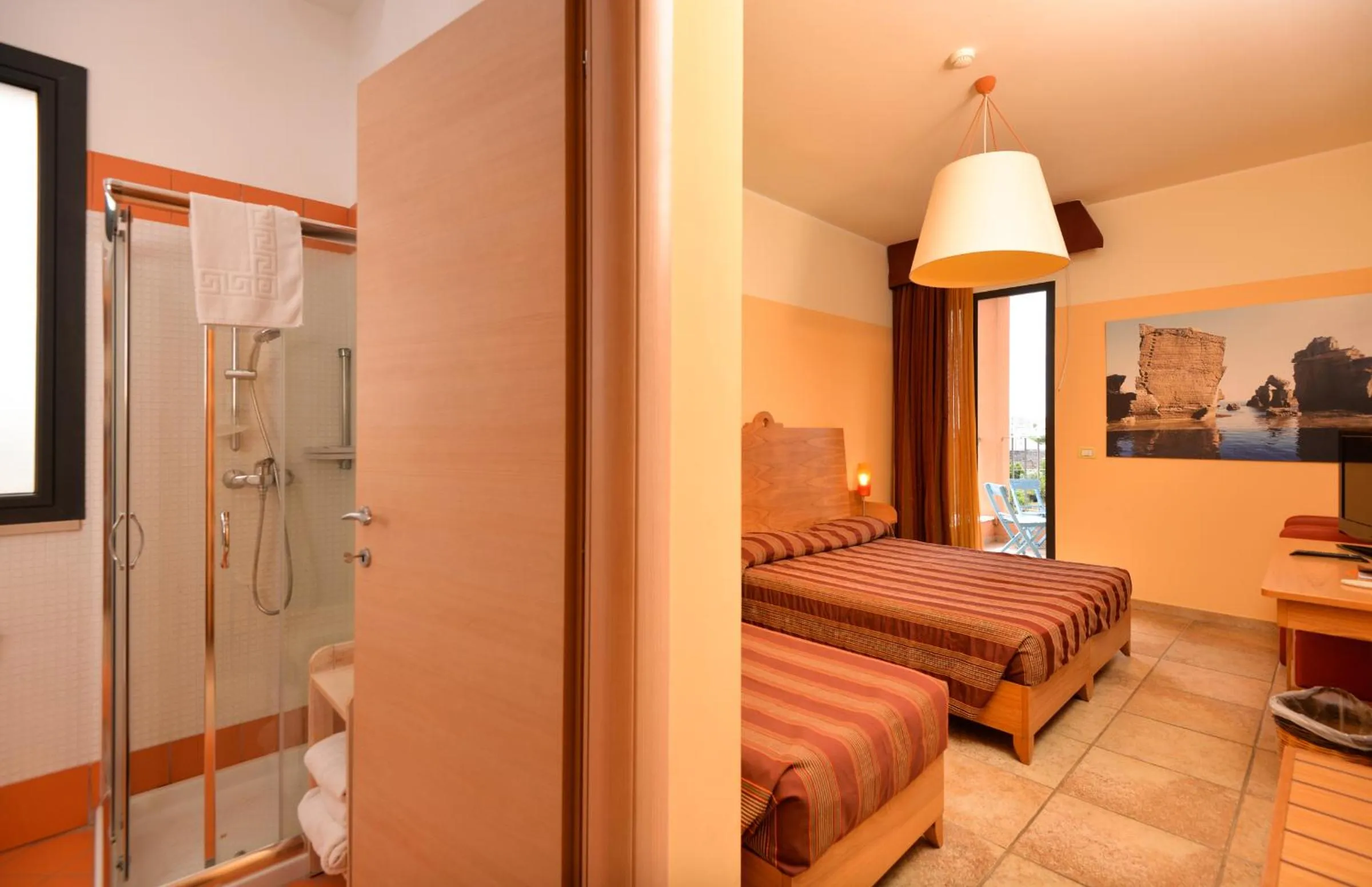 Shower in Il Tabacchificio Hotel