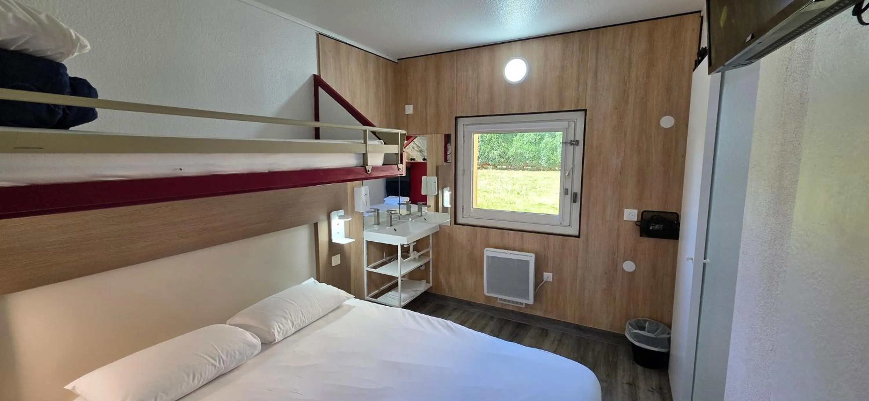 Bed in Class'eco Liège