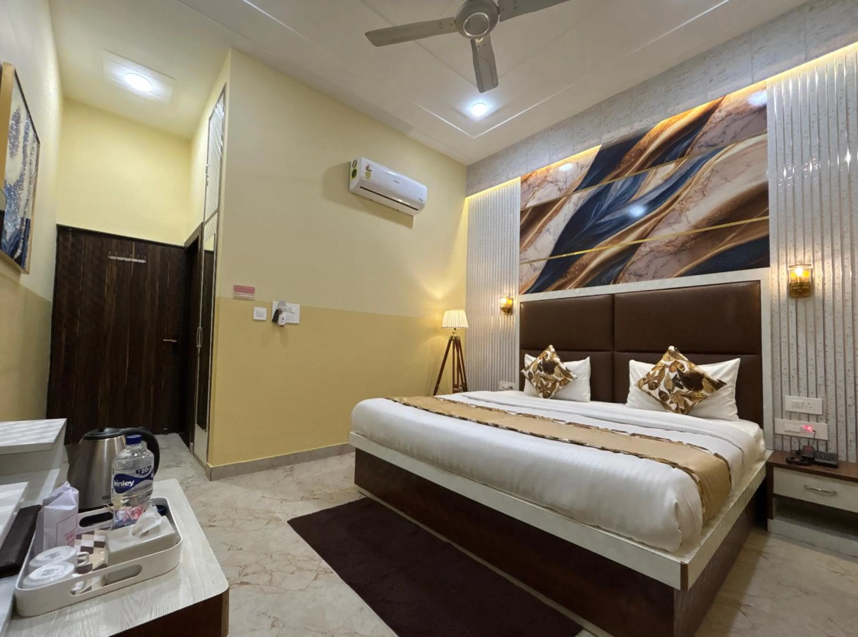 Bedroom, Bed in The Orchid Retreat