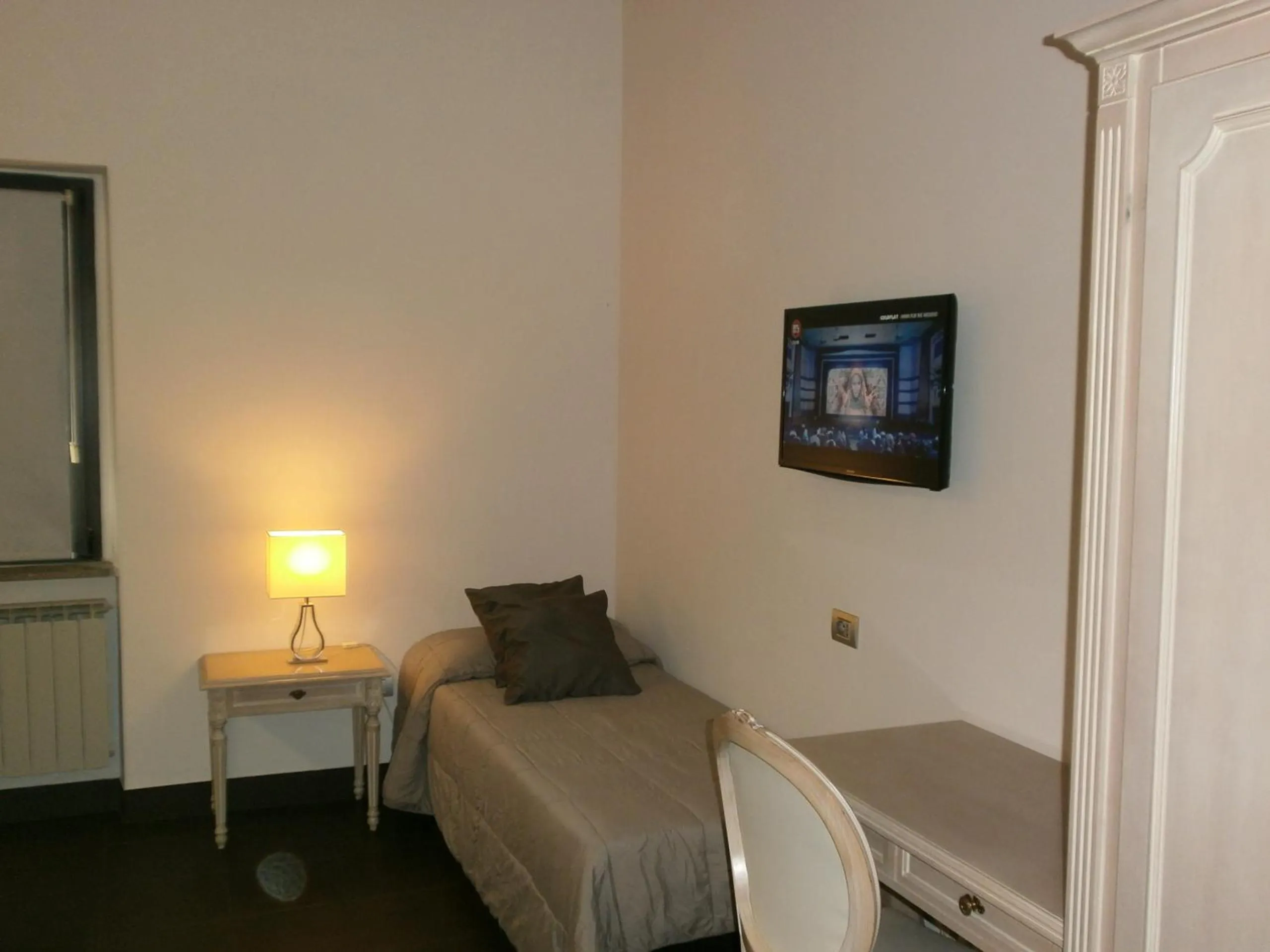 Photo of the whole room, Bed in Hotel Ristorante Borgo Antico