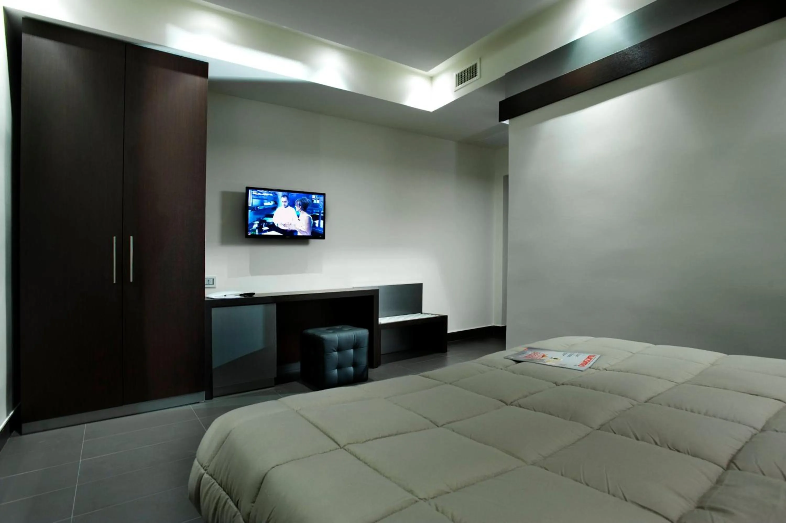 Photo of the whole room, Bed in Hotel Ristorante Borgo Antico