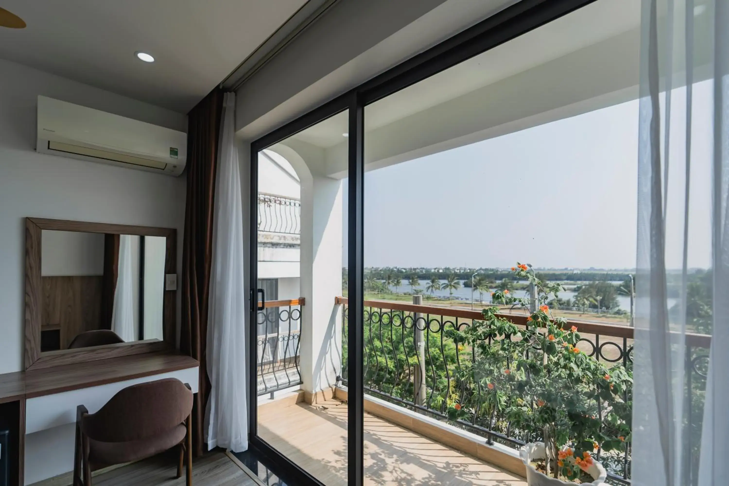 1 Stop ViVi An Bang Beach Hoi An Hotel 1 Stop ViVi An Bang Beach Hoi An Hotel