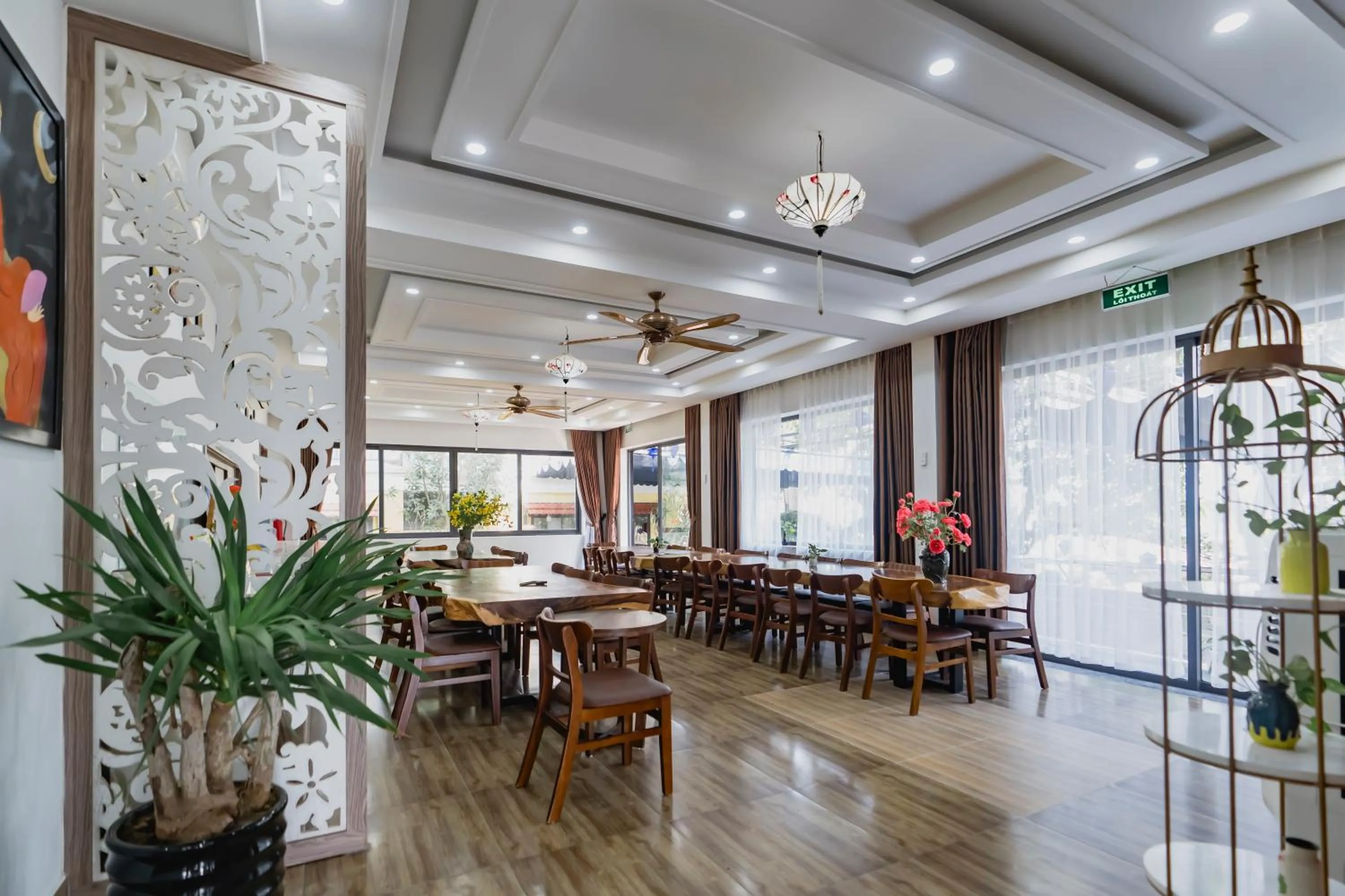 Restaurant/places to eat in 1 Stop ViVi An Bang Beach Hoi An Hotel