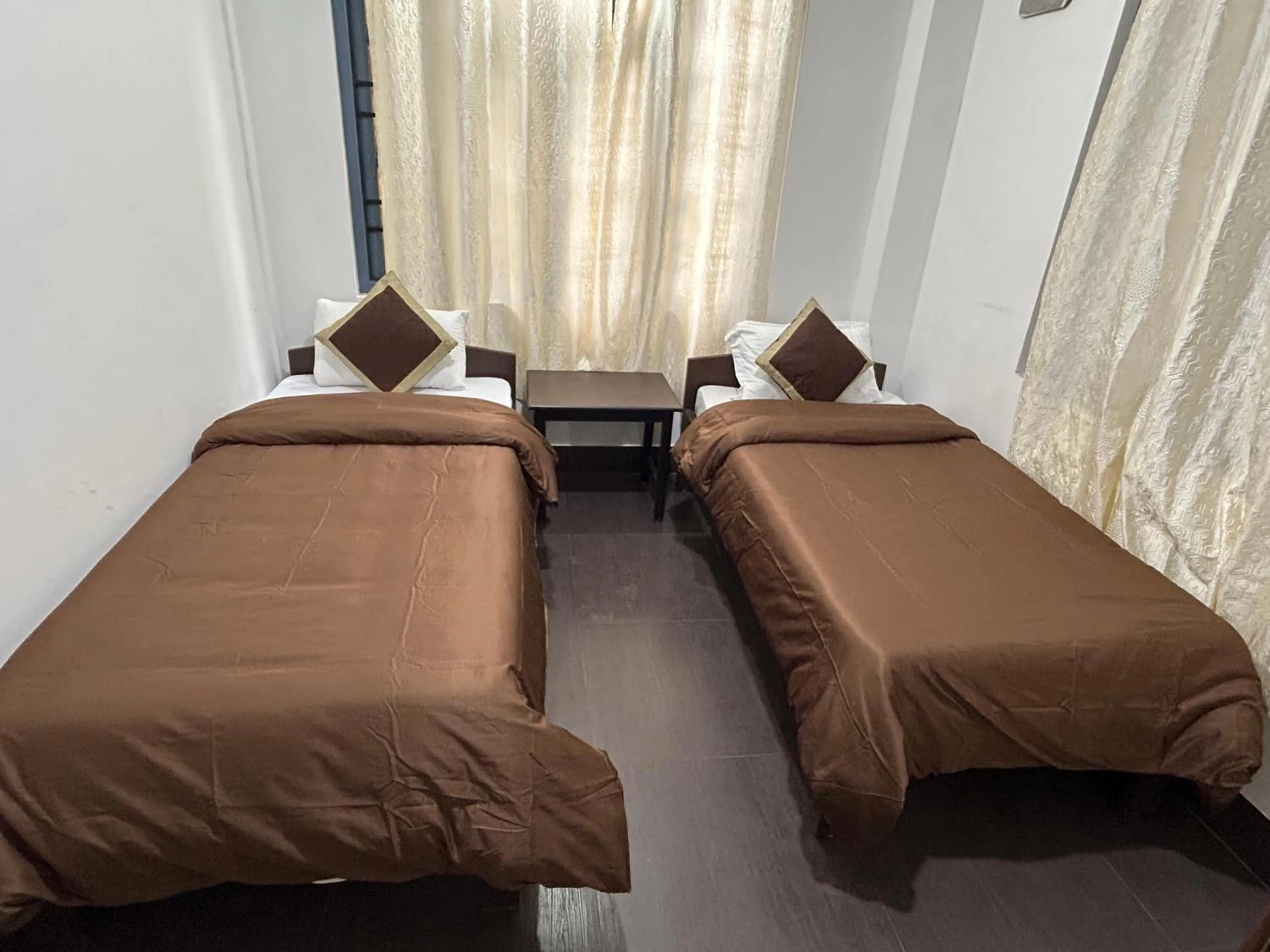 Bed in House of Nomad