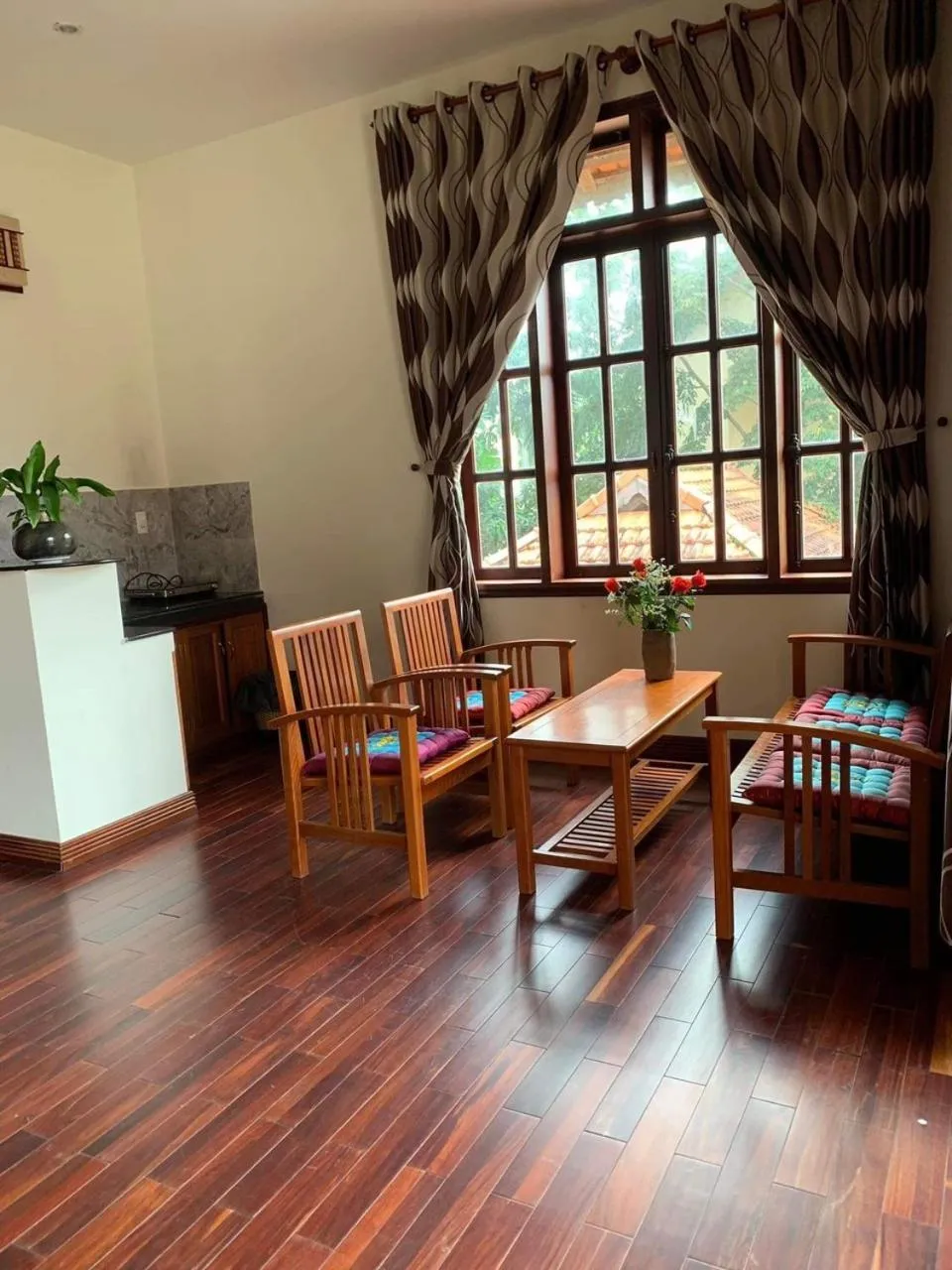 Kitchen or kitchenette in The Muse House