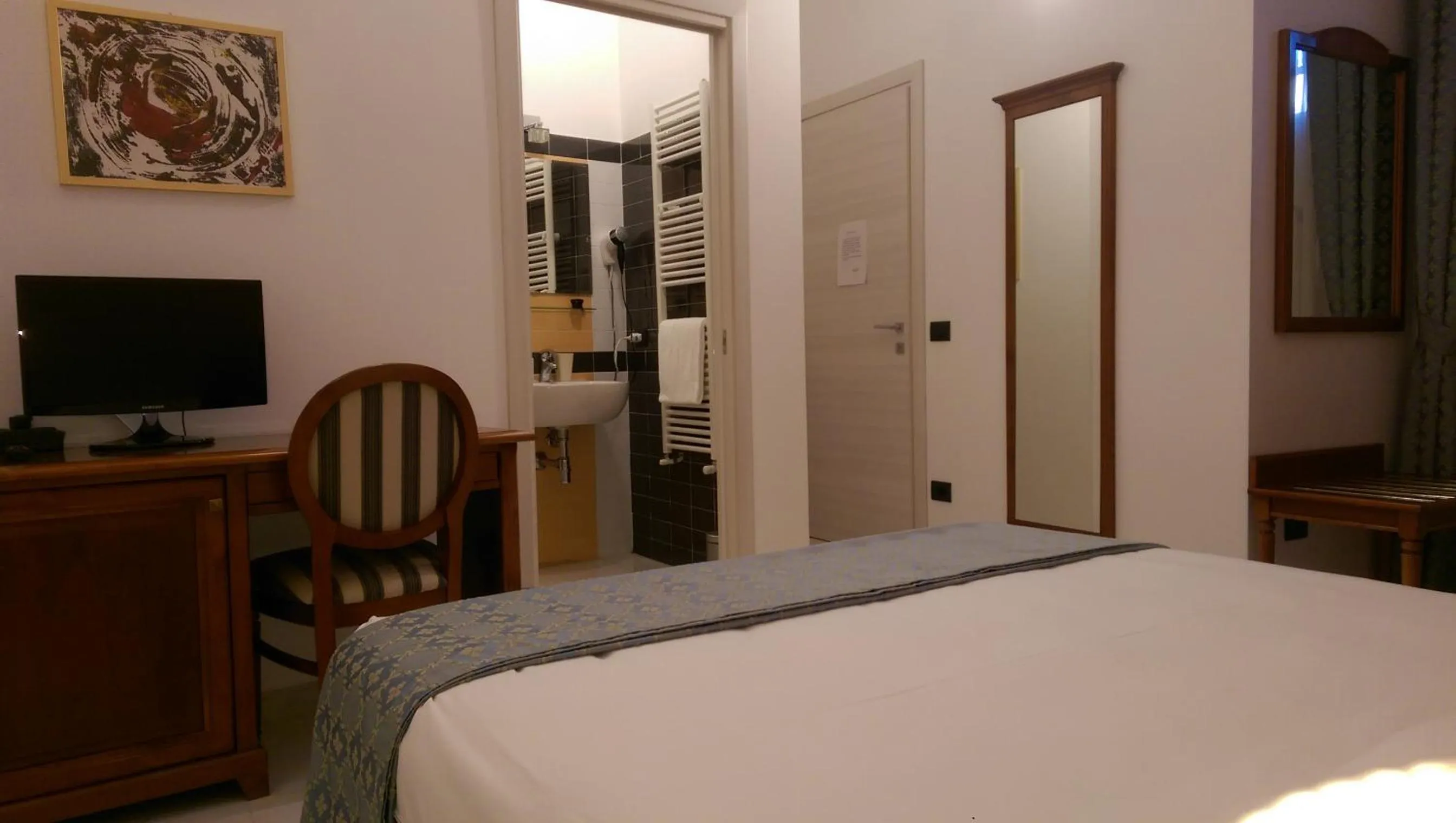 Photo of the whole room, Bed in B&B Porta di Mare