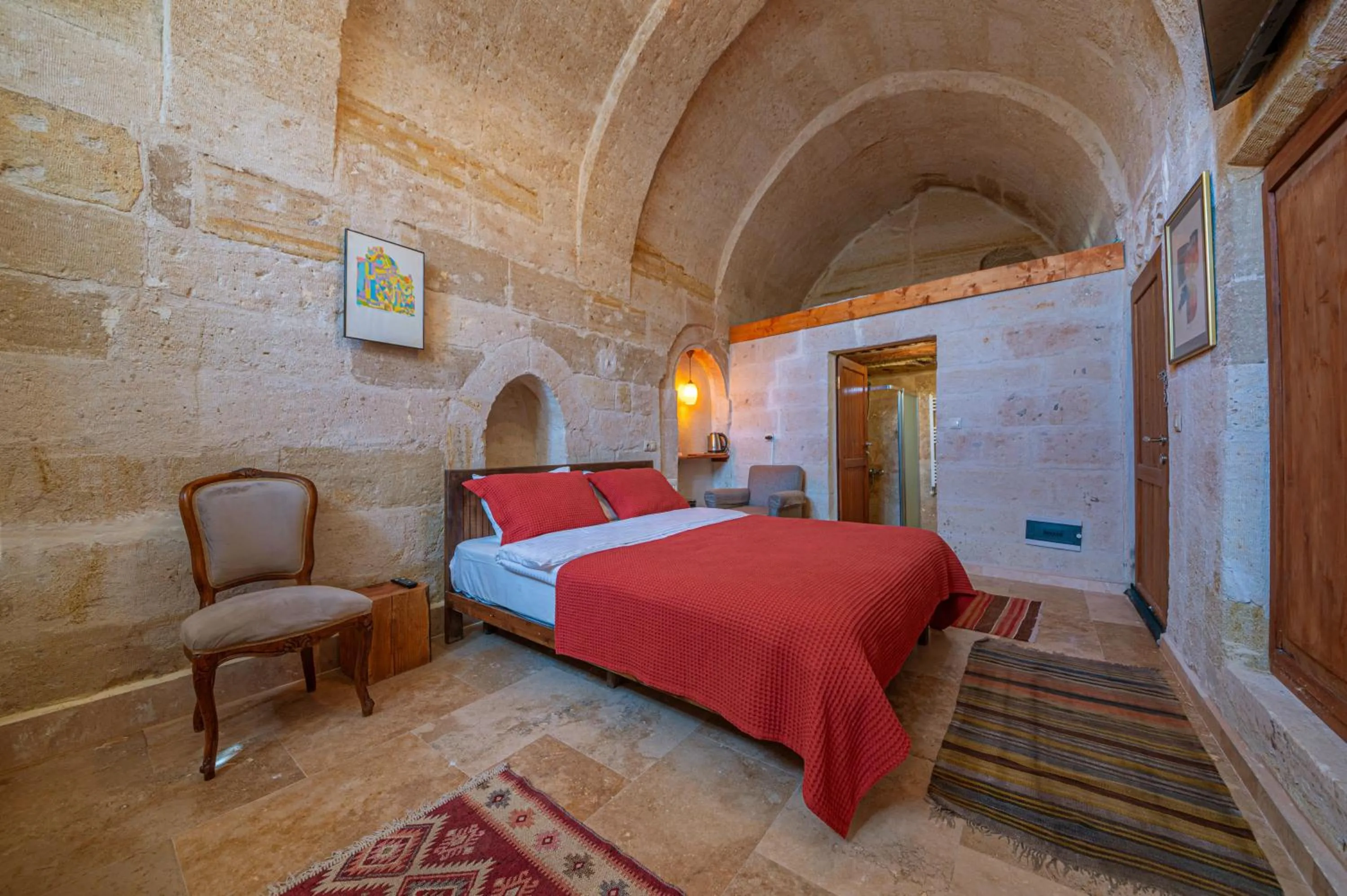 Bedroom, Bed in Kapalos Cave Hotel