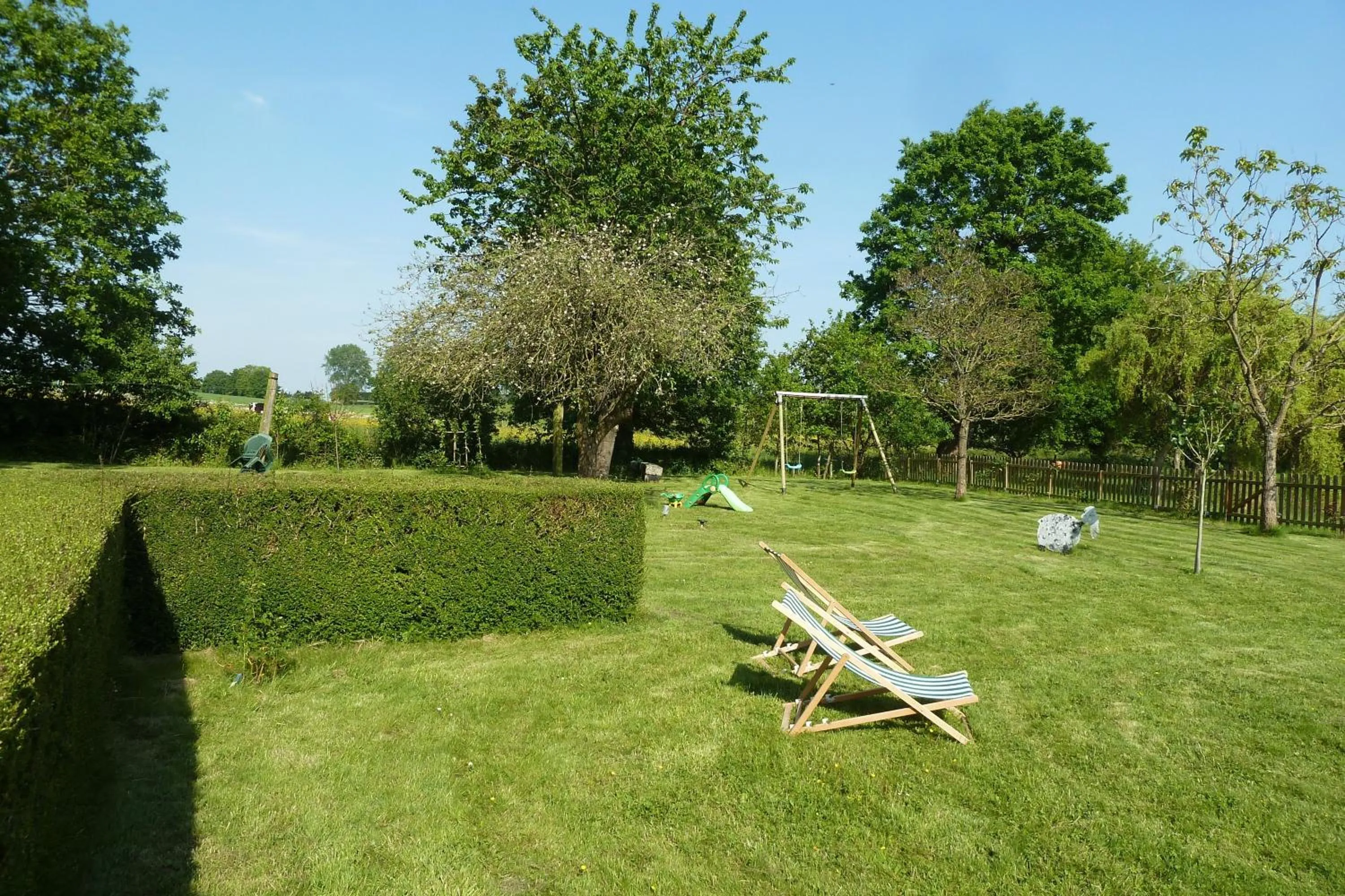Garden in B&B L'Atelier du Presbytère