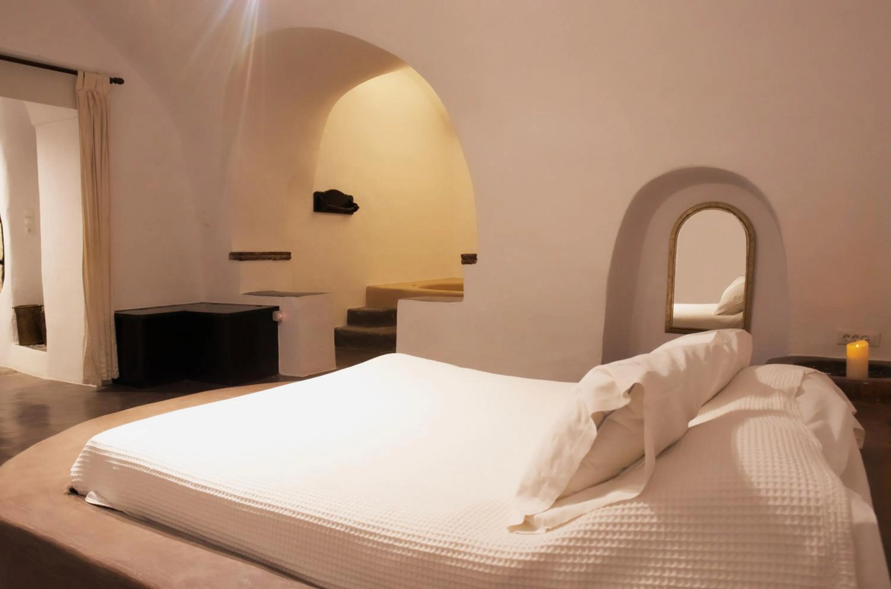 Bedroom, Bed in Santorini Heritage Villas