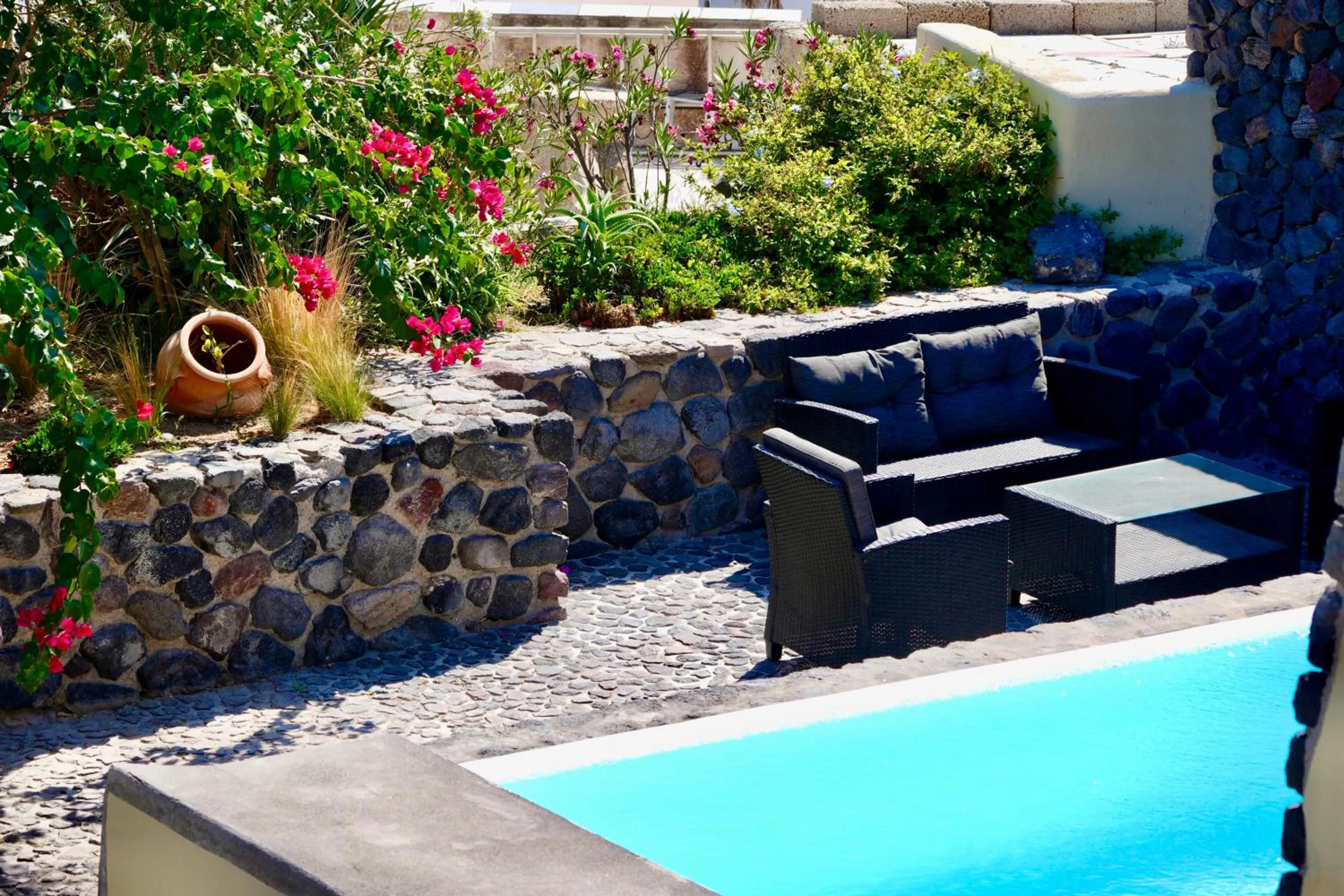 Swimming pool in Santorini Heritage Villas