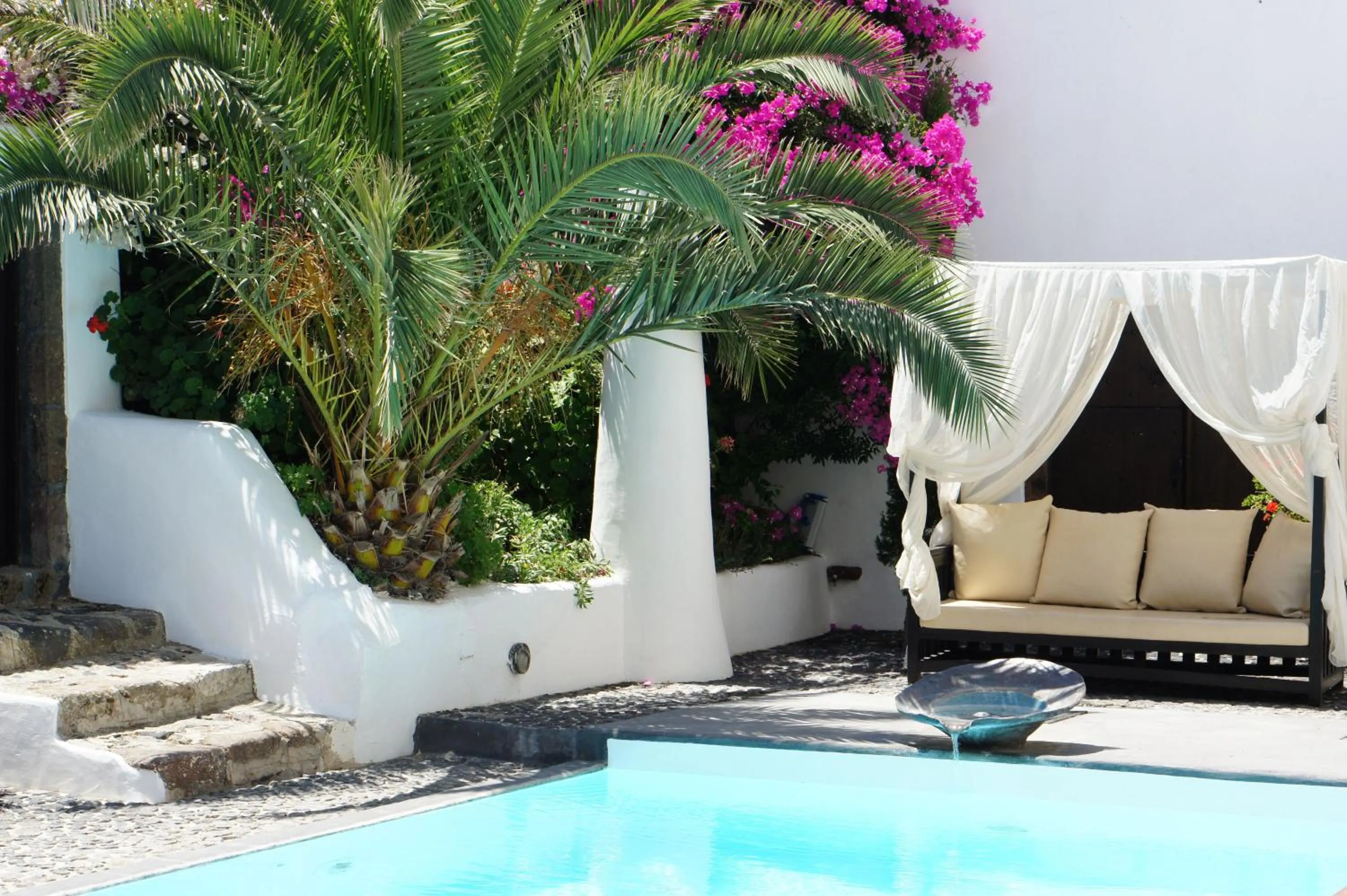Swimming pool in Santorini Heritage Villas
