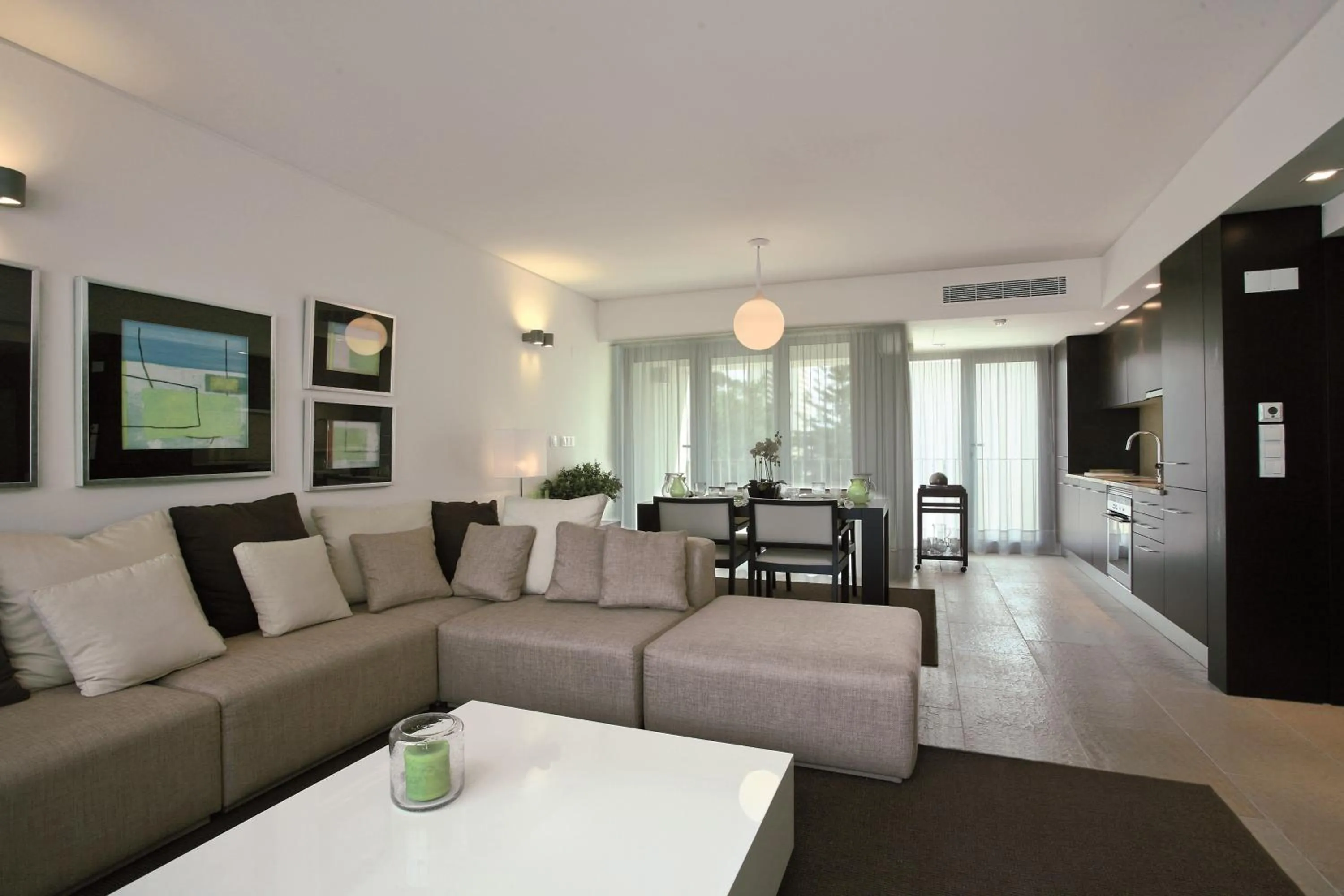 Kitchen or kitchenette in Troia Residence by The Editory - Apartamentos Marina