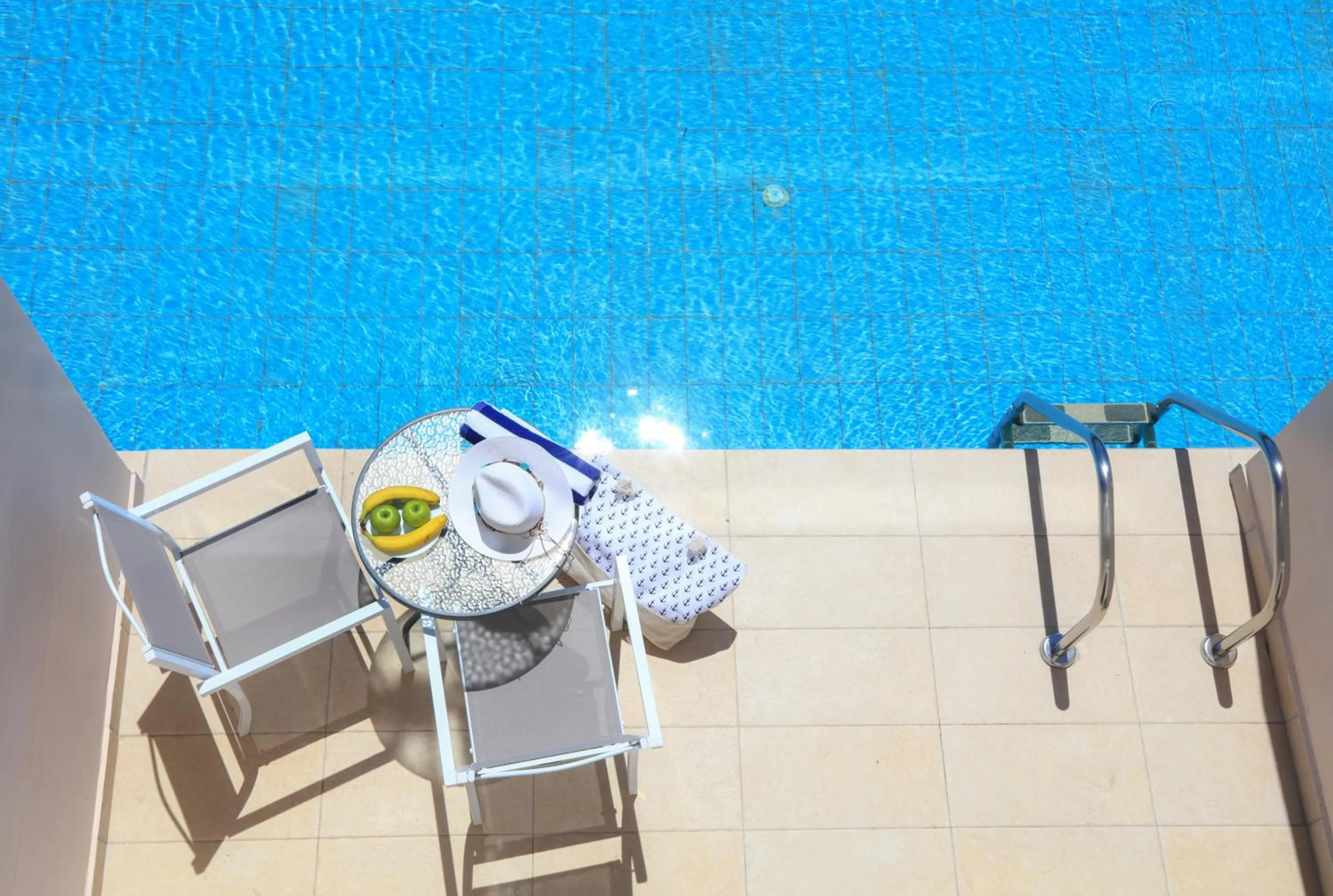 Patio in Cavomarina Beach- Adults Only