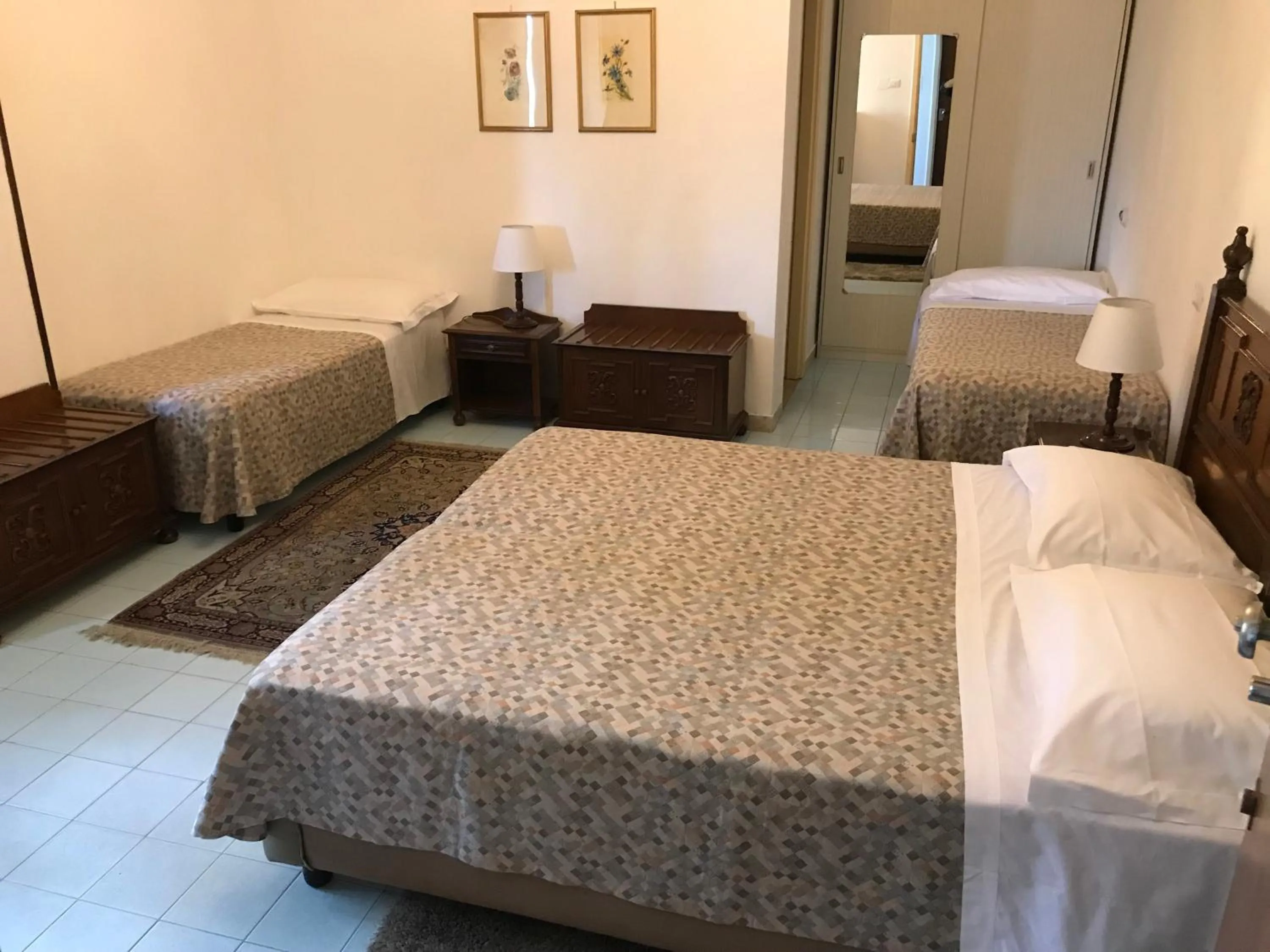 Photo of the whole room, Bed in Hotel Mediterranée