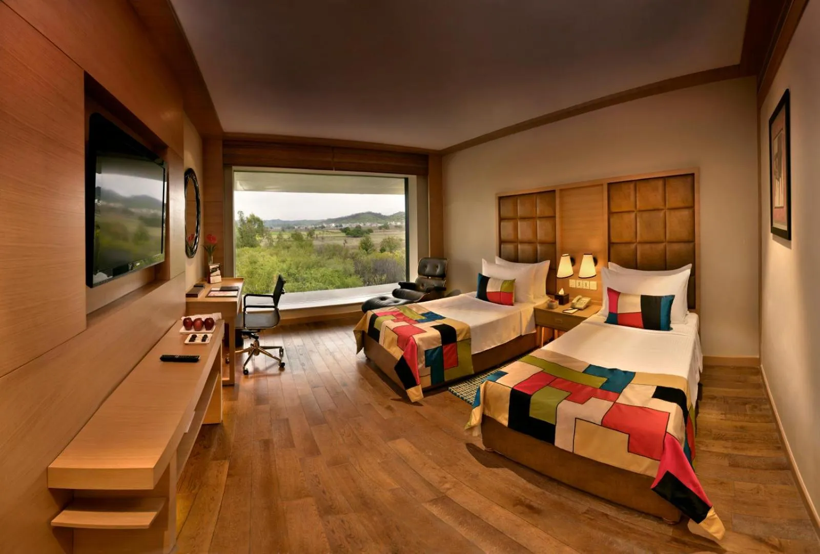 Mountain view, Bed in The Lalit Chandigarh