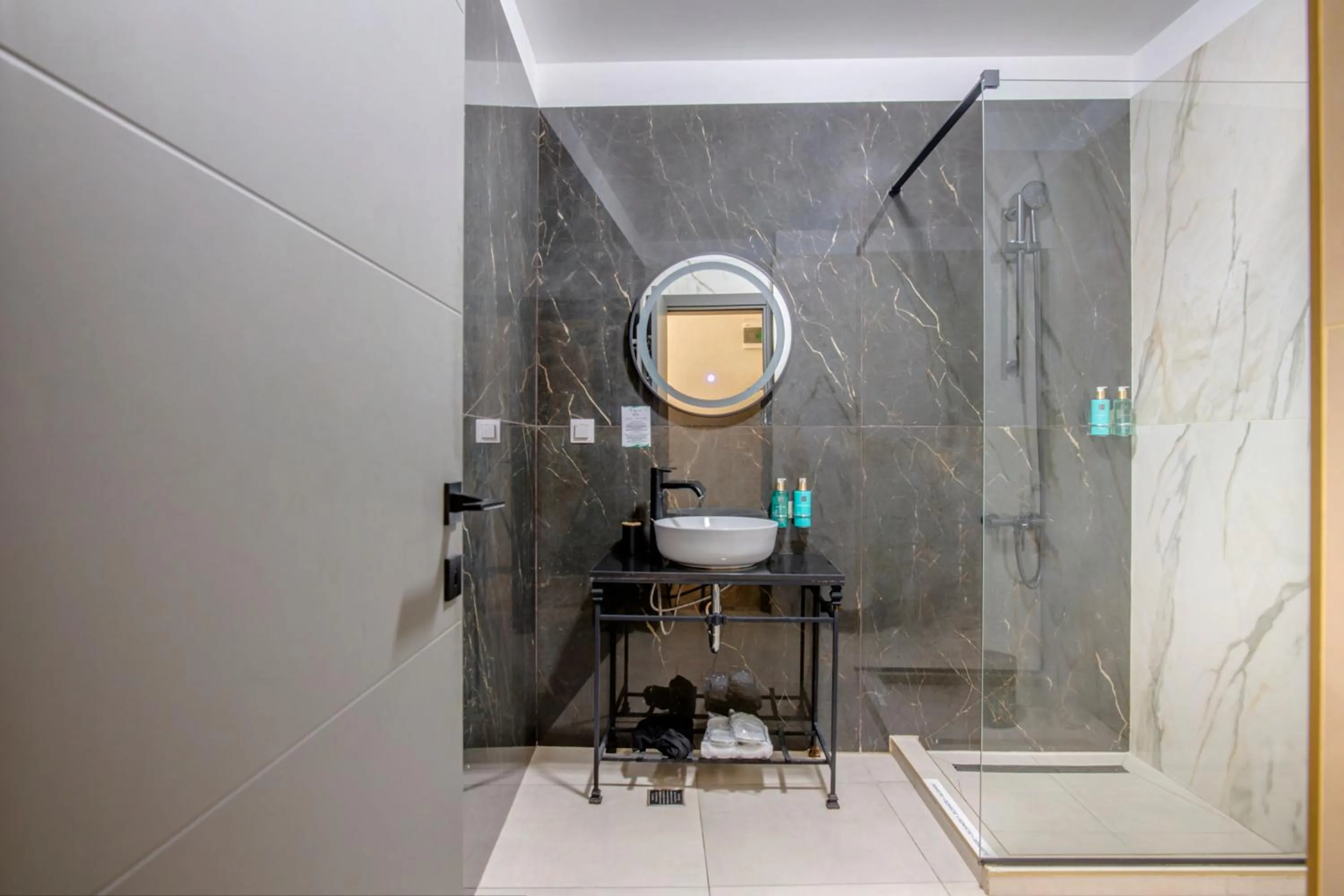 Bathroom in Hotel Forty One