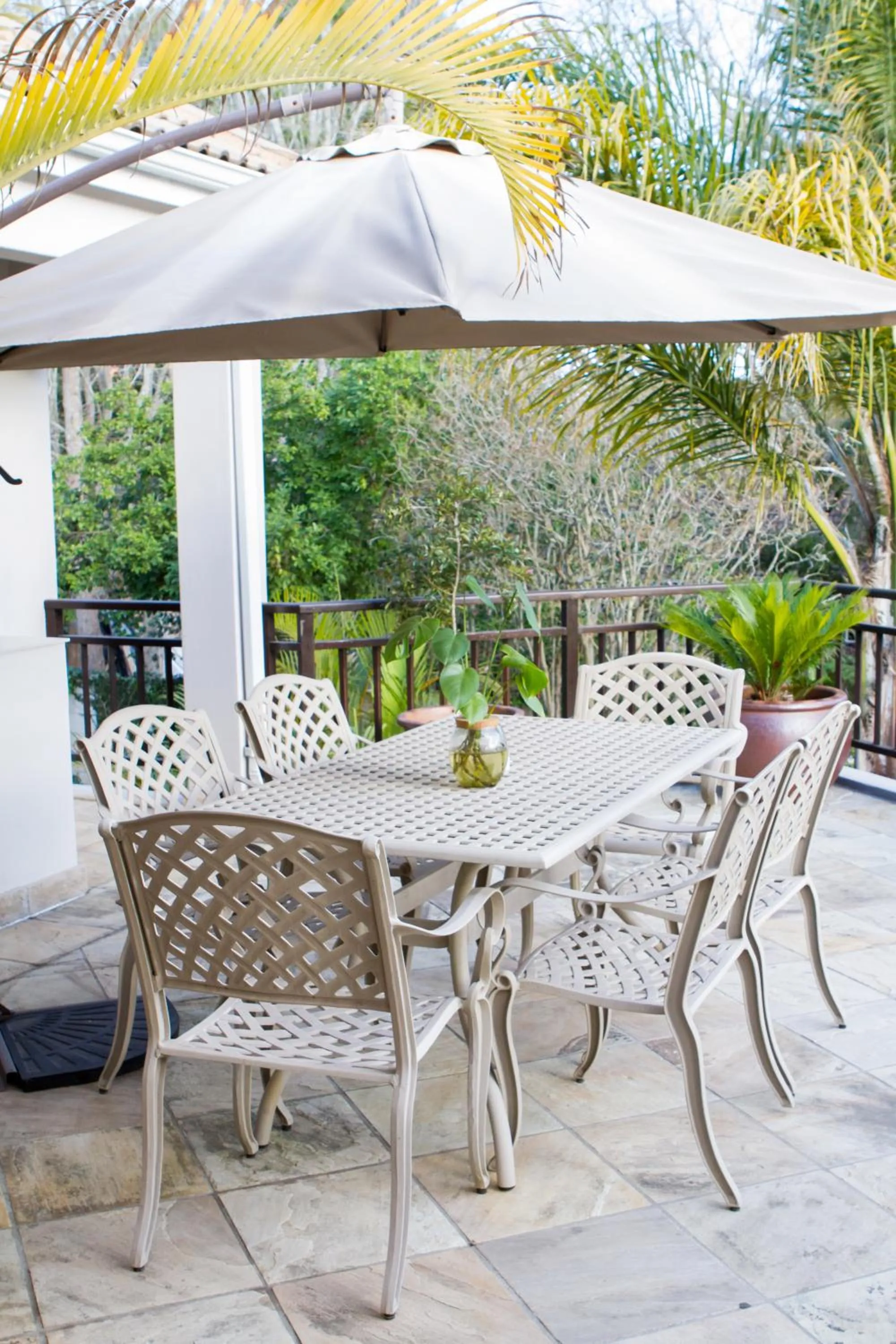 BBQ facilities in Cherry Berry Guest House