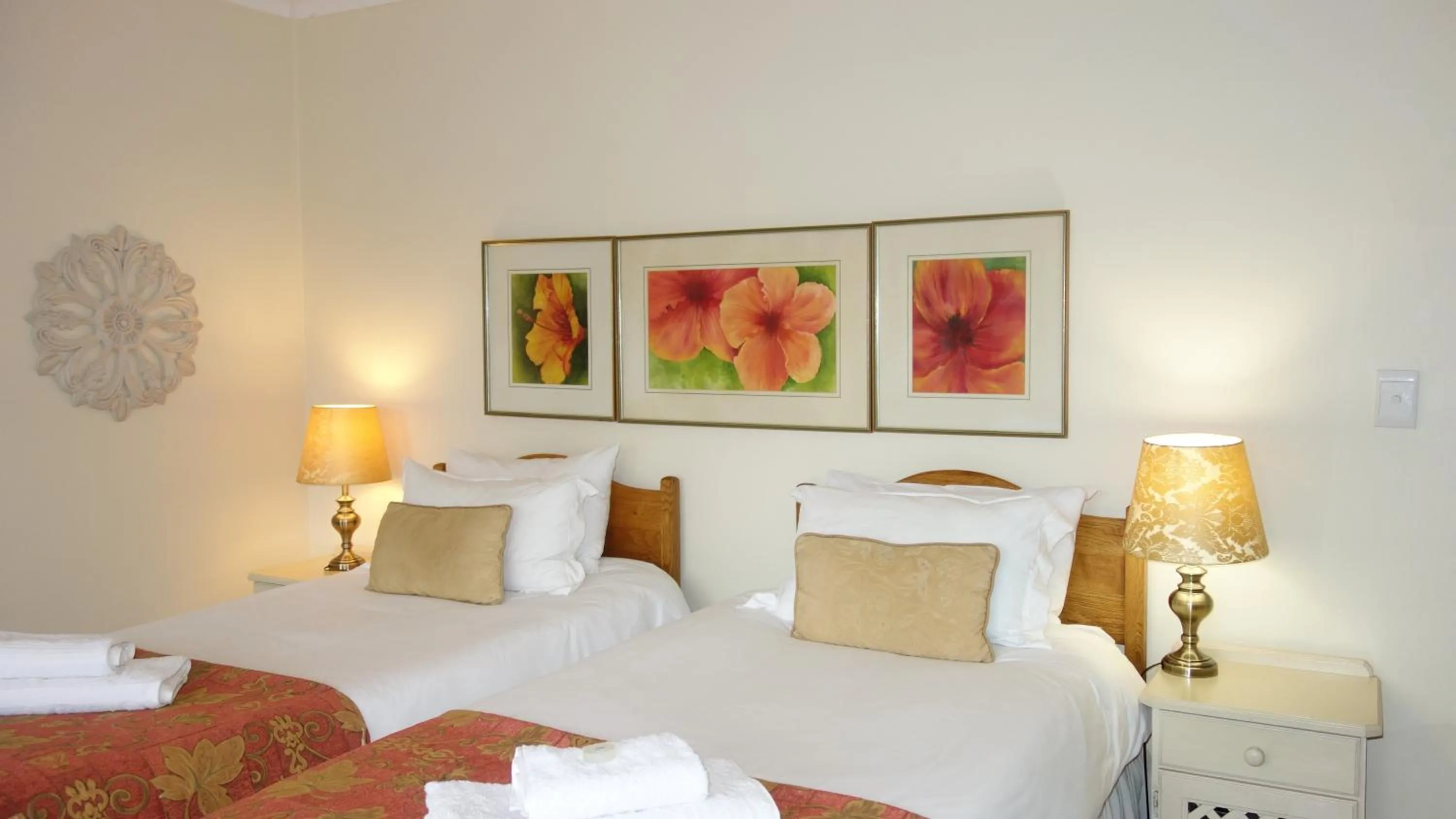 Bed in Cherry Berry Guest House