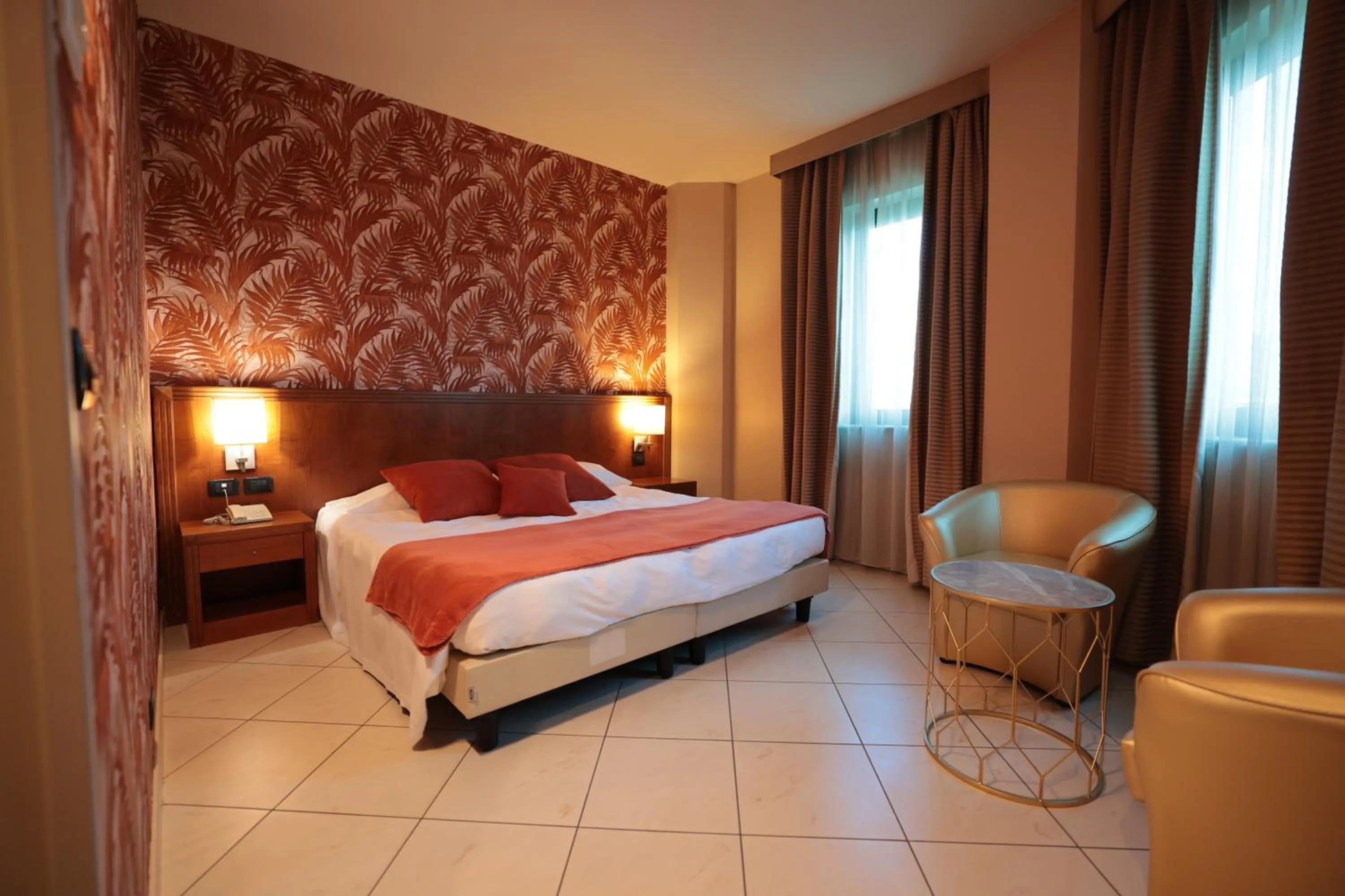 Bedroom, Bed in Hotel Parisi