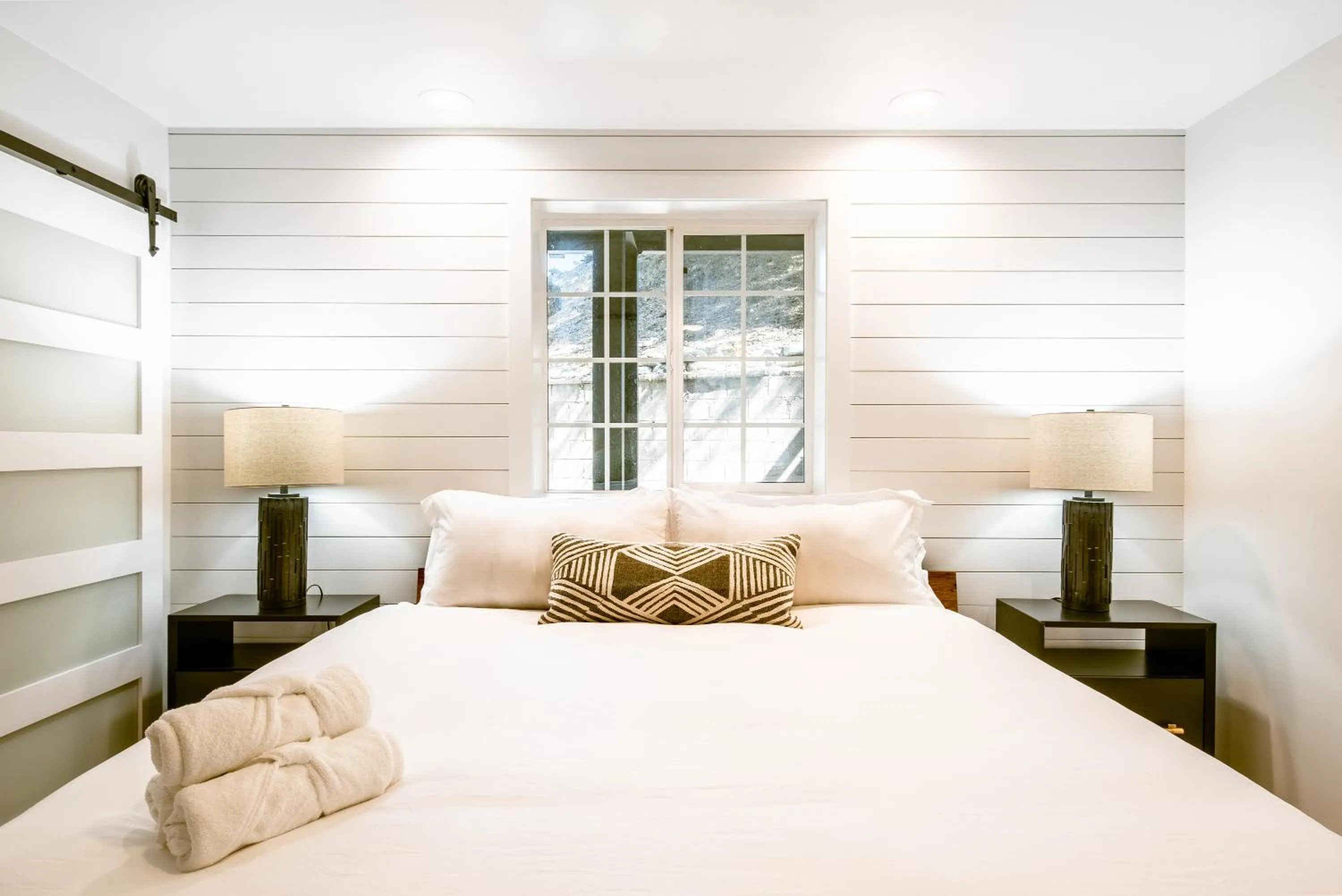 Bed in The Kingsley Hotel