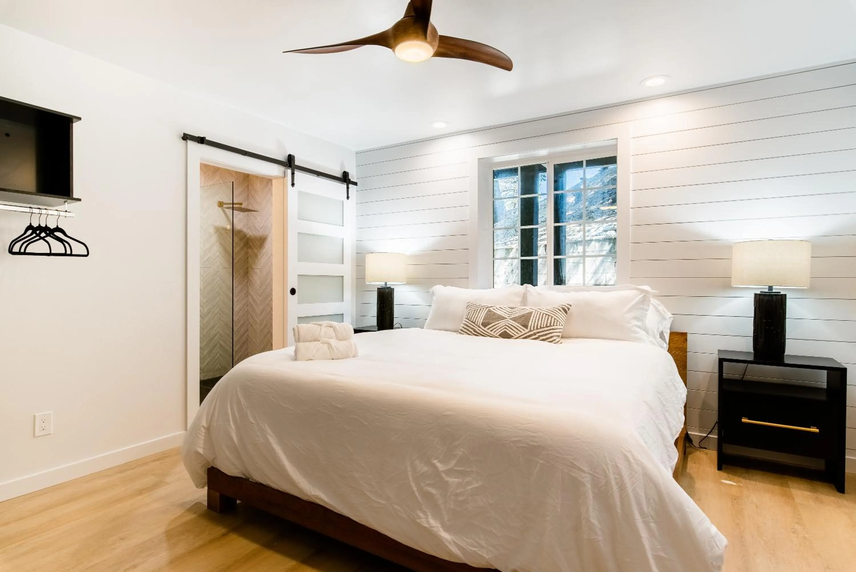 Bed in The Kingsley Hotel