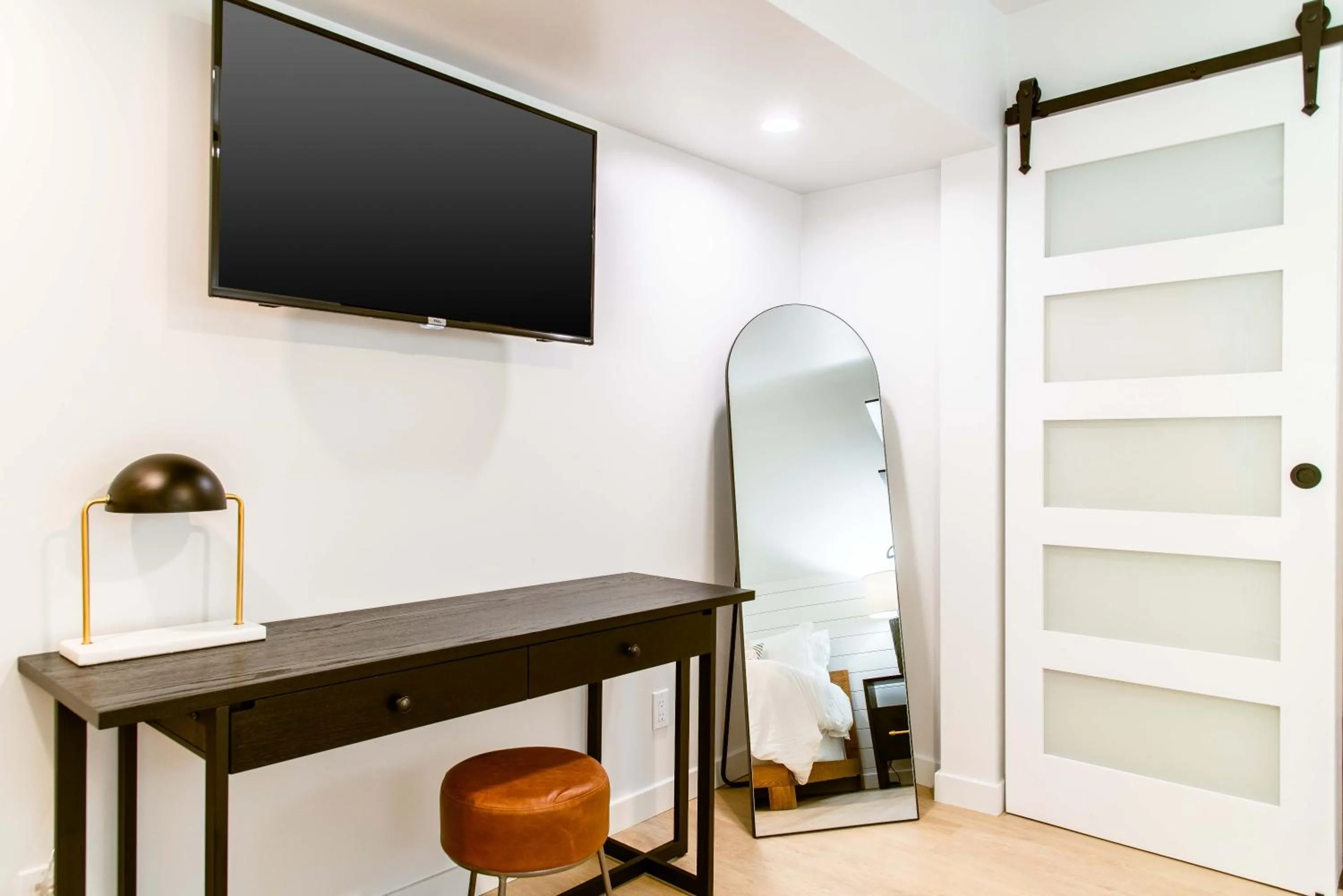 TV and multimedia in The Kingsley Hotel