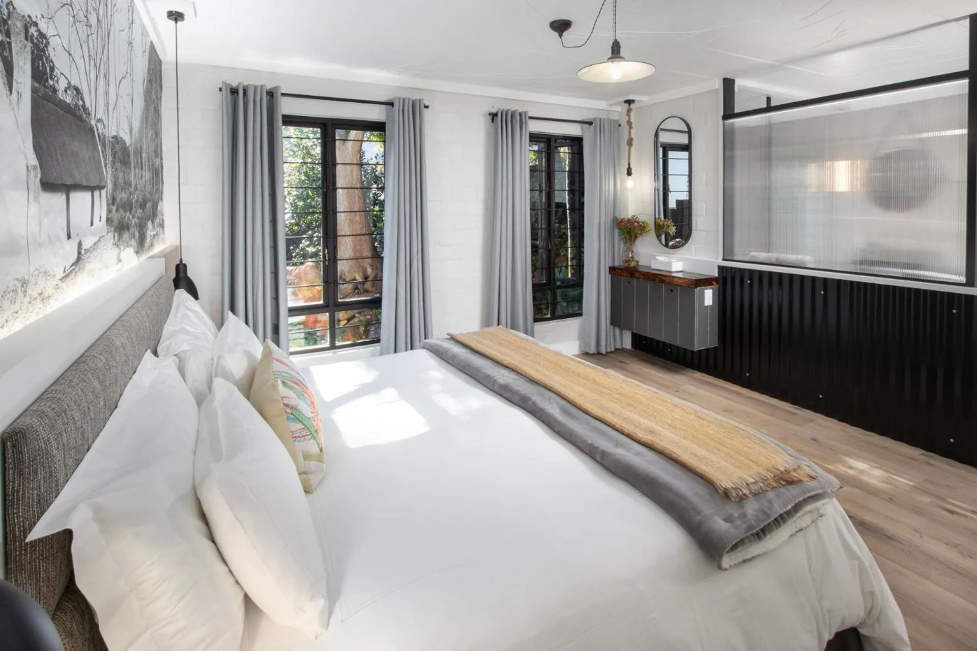 Bedroom, Bed in Hornbill House Self Catering Accommodation