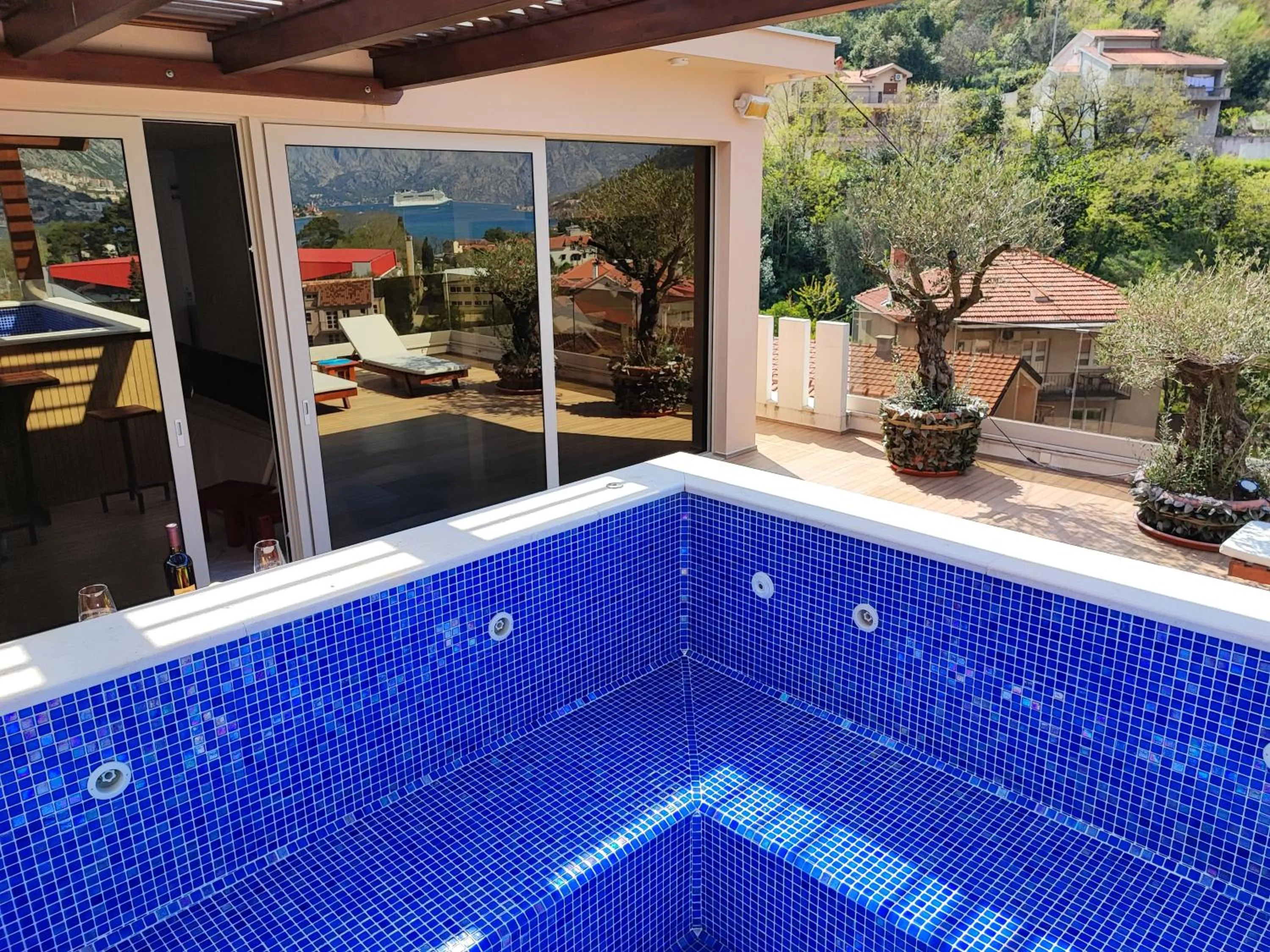 Pool view in Villa Vista Real