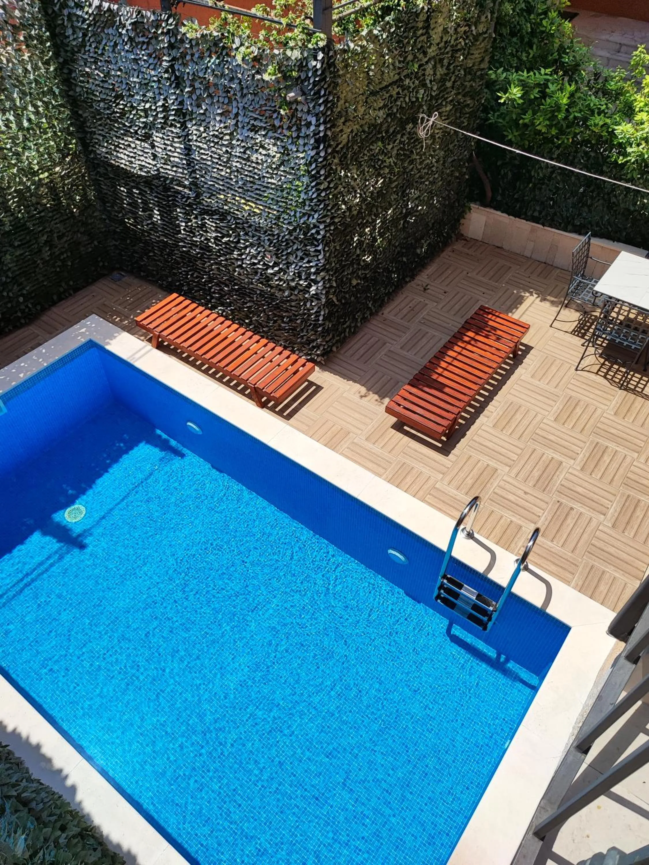 Swimming pool in Villa Vista Real