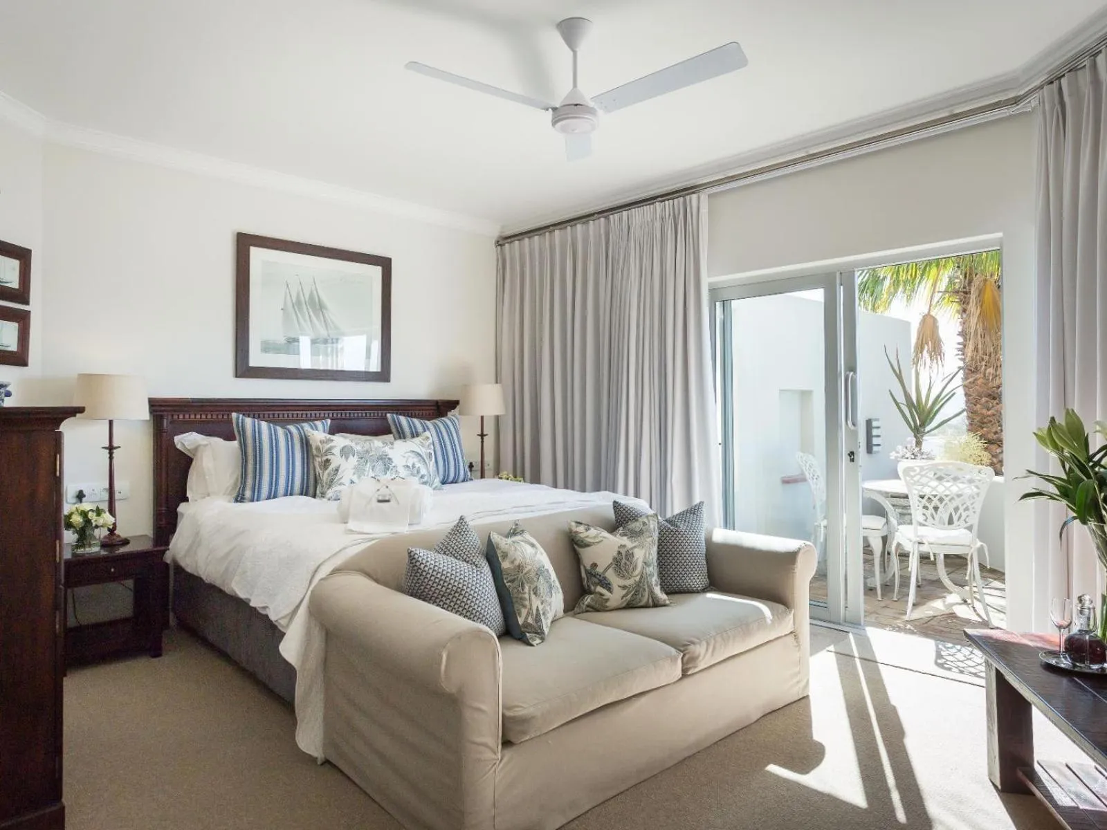 Bed in Ocean Watch Guest House