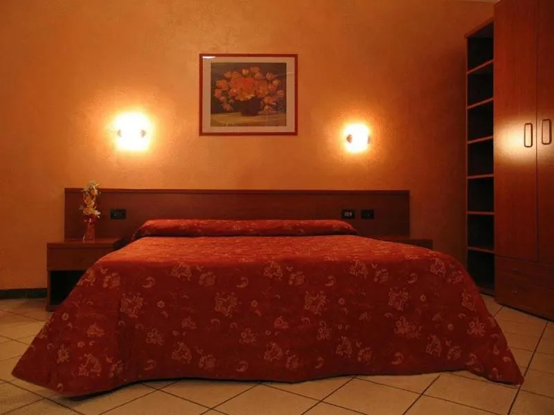 Bed in Hotel Stazione