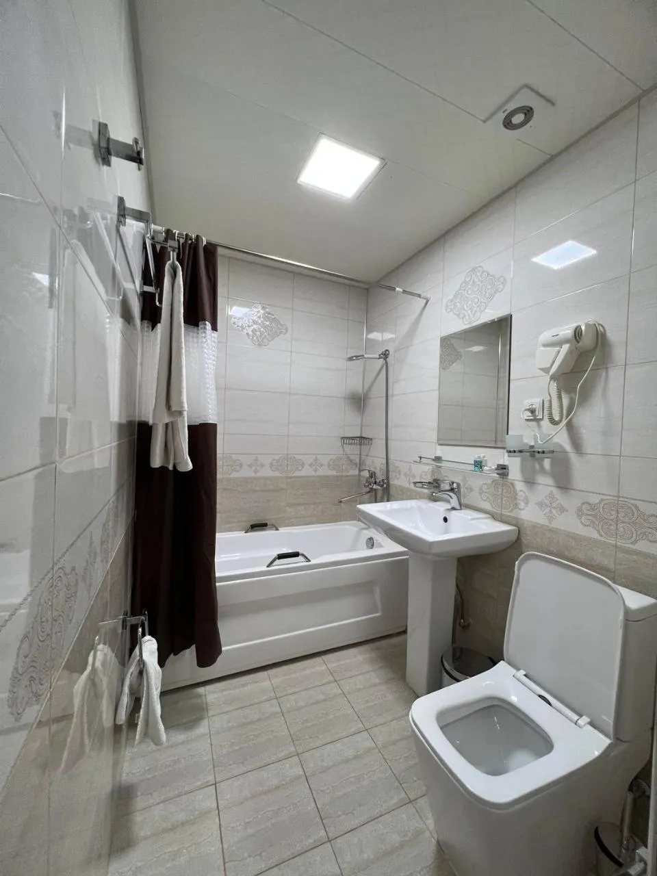 Shower in Crystal Hotel Bukhara