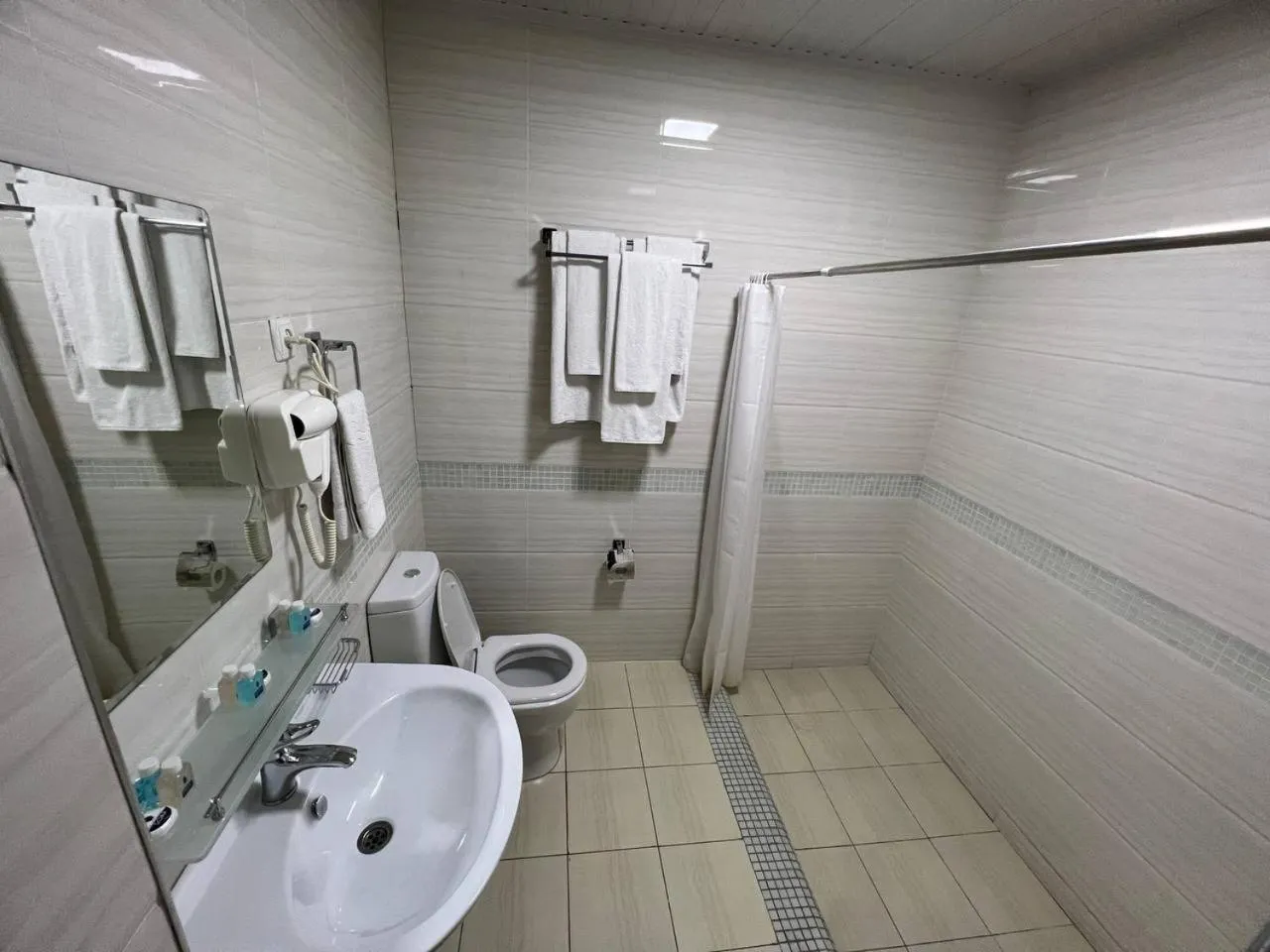 Shower in Crystal Hotel Bukhara