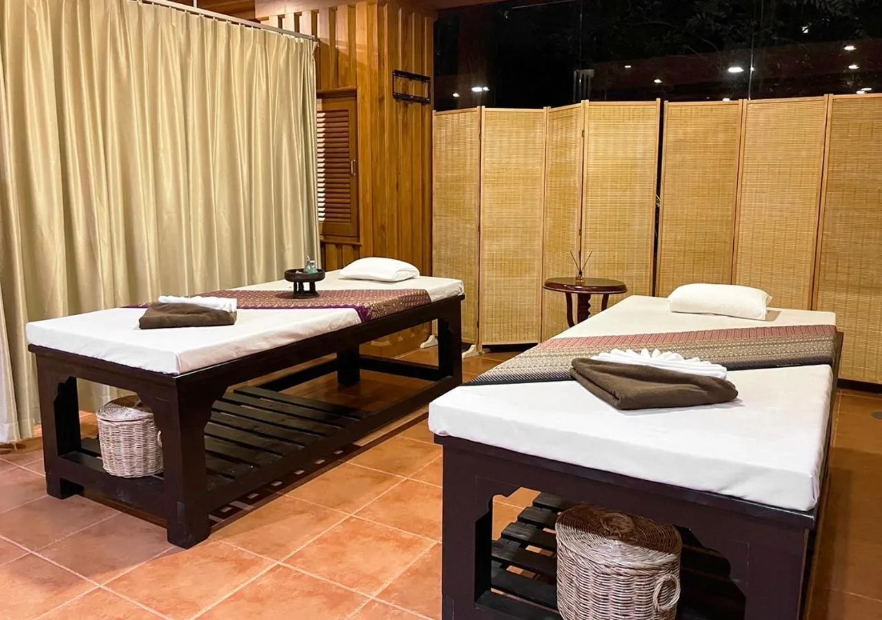 Massage in Vanasin Residence