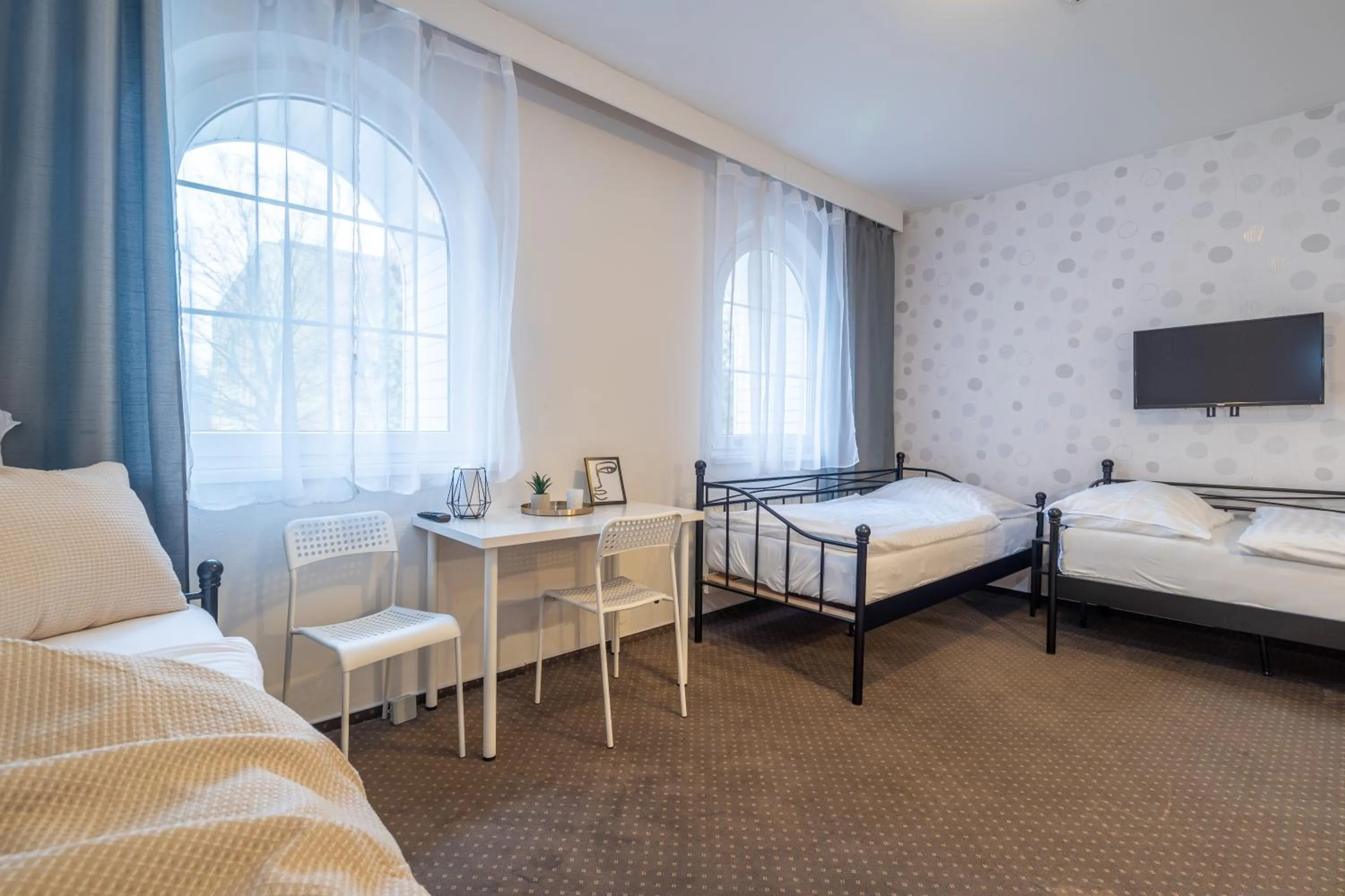 TV and multimedia, Bed in Hotel Garni Orlova