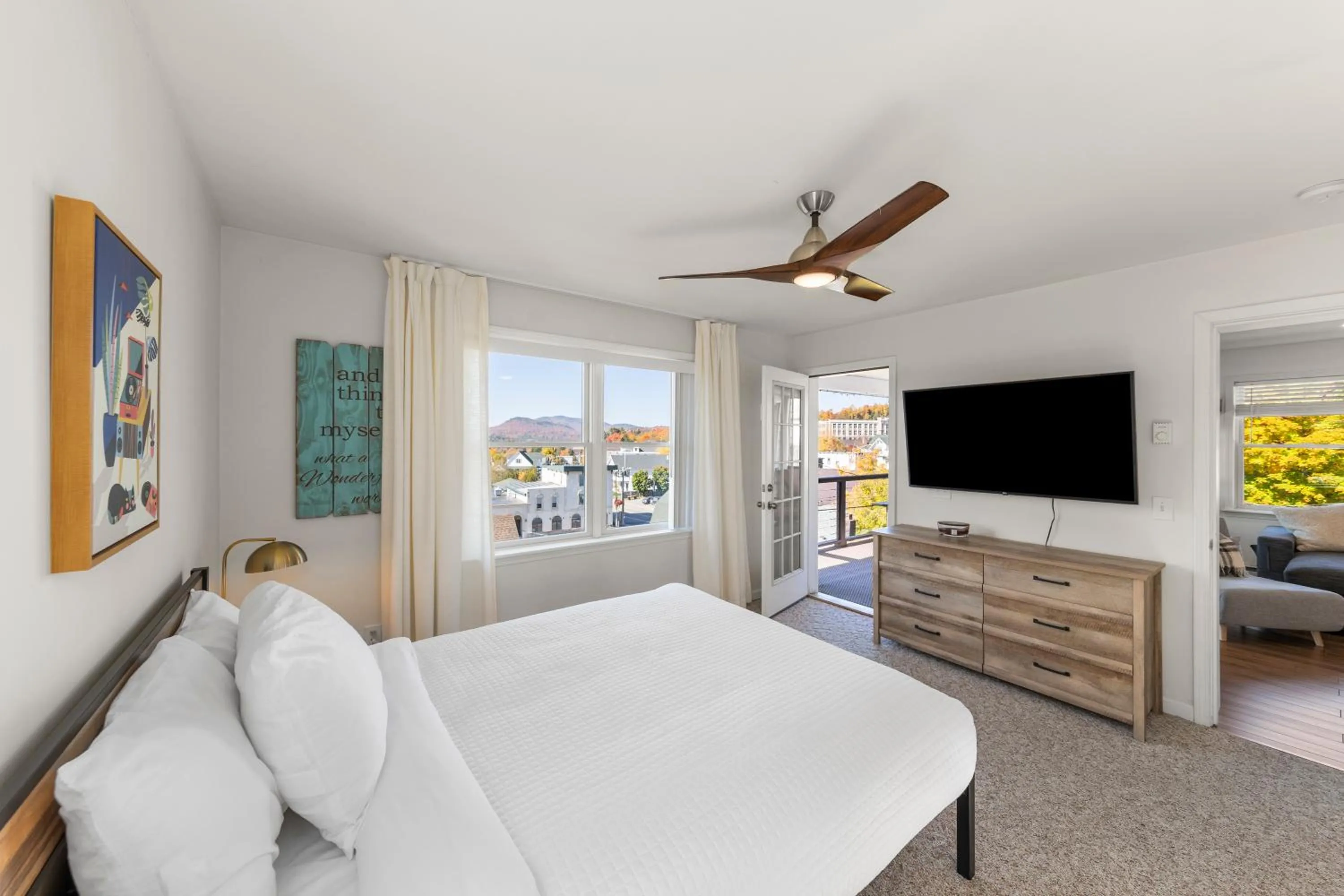 Bed in Amazing Mountain Views Lake Placid & 1980 Olympic Center