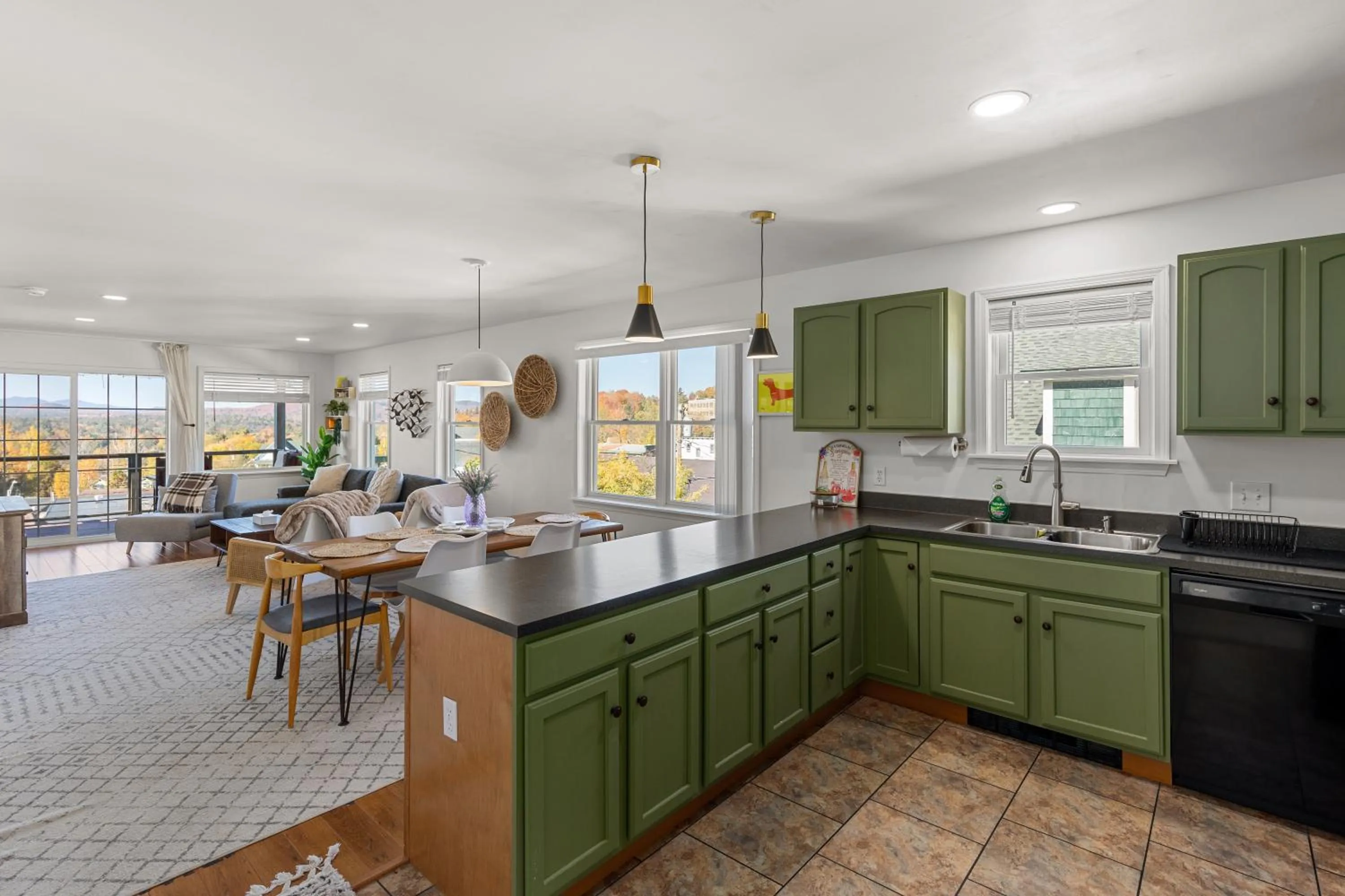 Kitchen or kitchenette in Amazing Mountain Views Lake Placid & 1980 Olympic Center