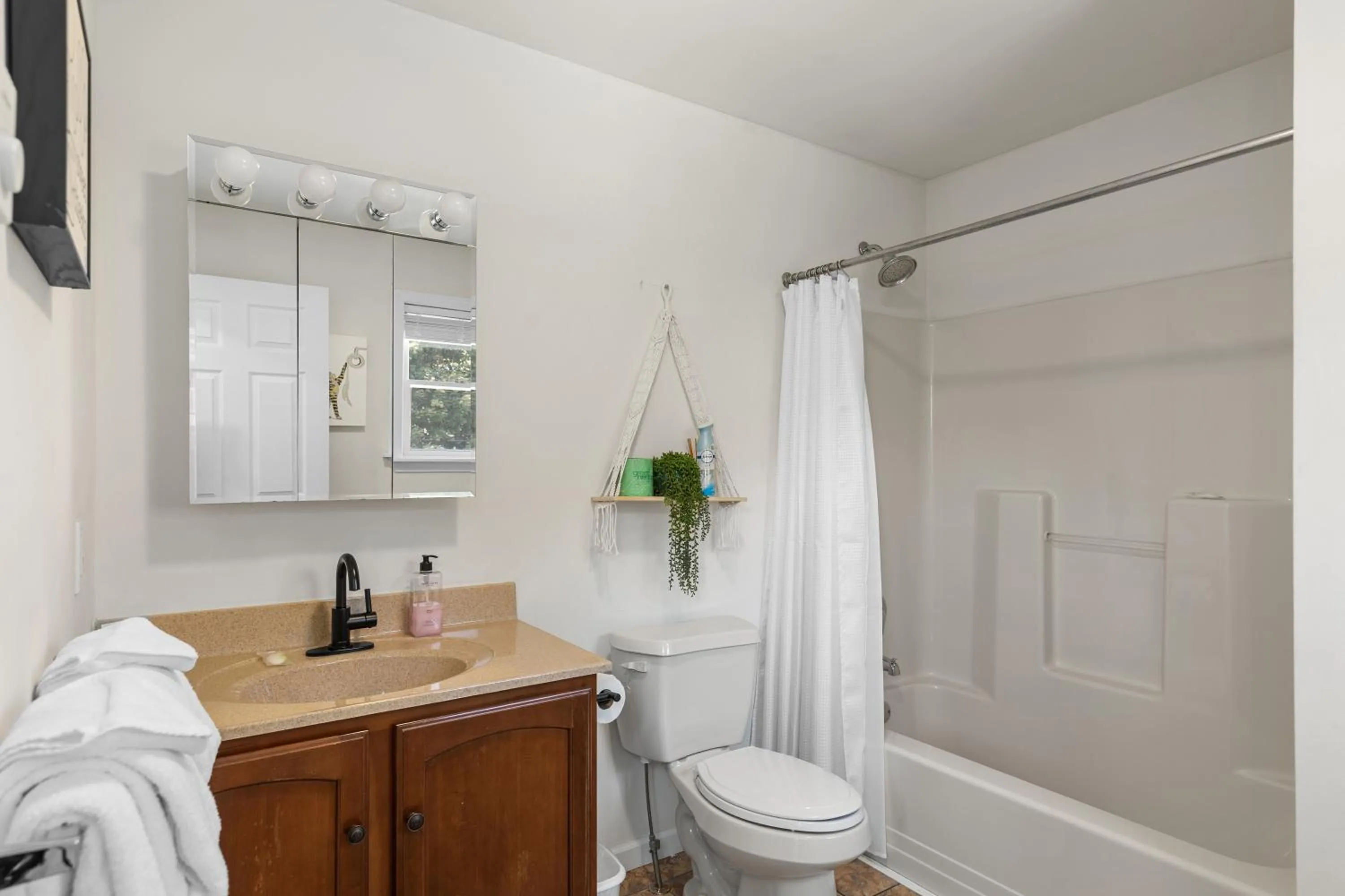 Bathroom in Amazing Mountain Views Lake Placid & 1980 Olympic Center
