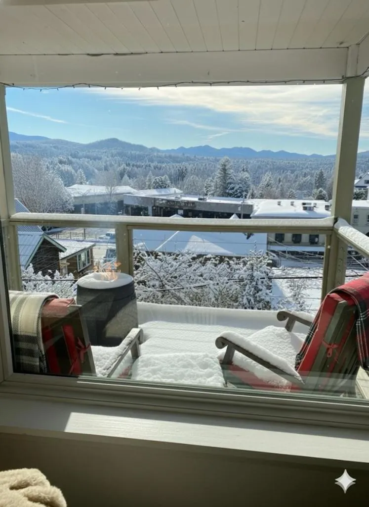 Amazing Mountain Views Lake Placid & 1980 Olympic Center