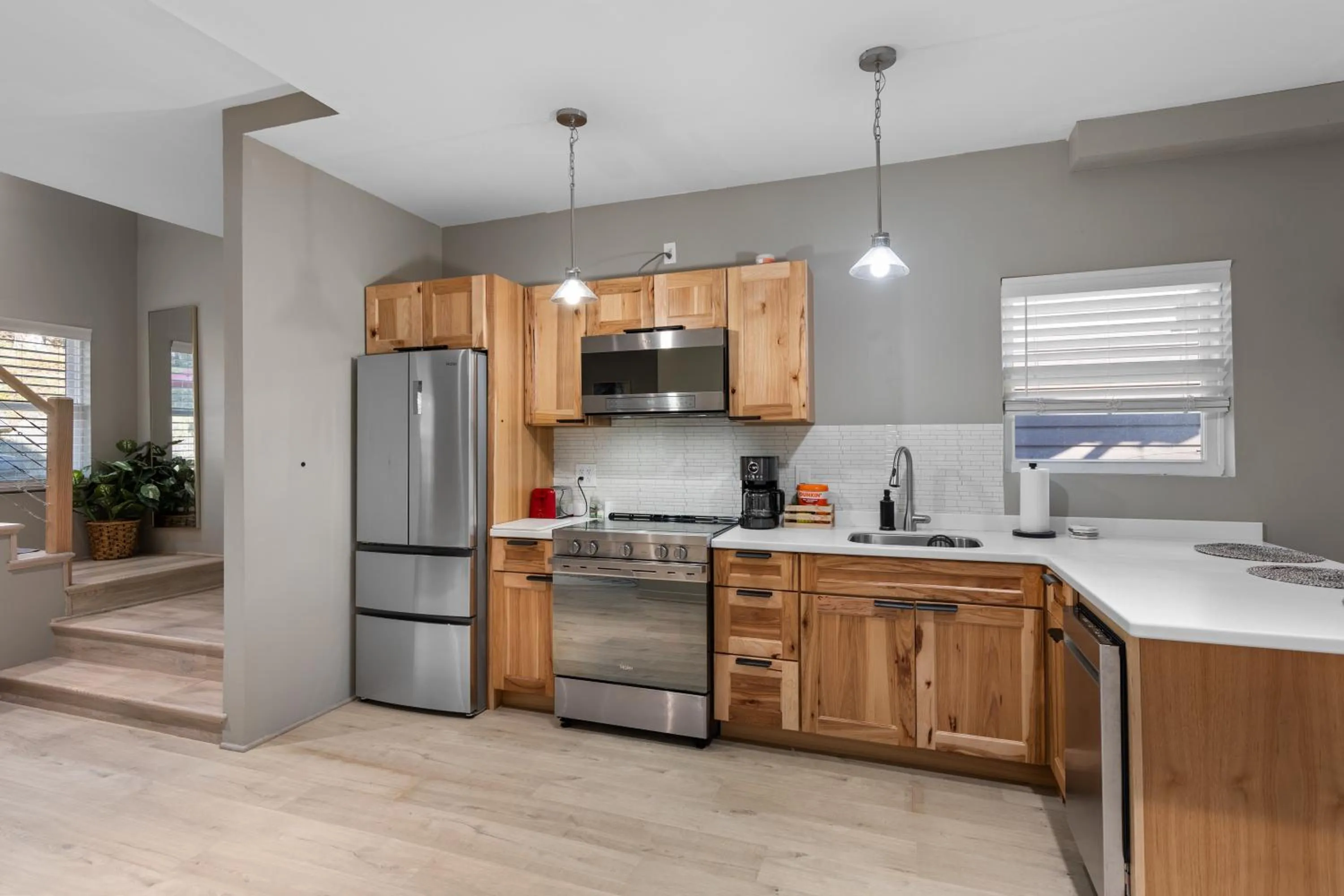 Kitchen or kitchenette in Modern Home &Cozy