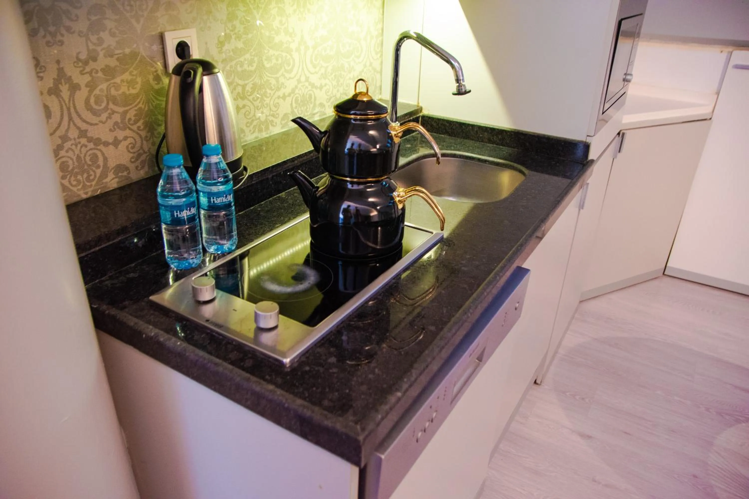 Coffee/tea facilities in Star of İstanbul Residence