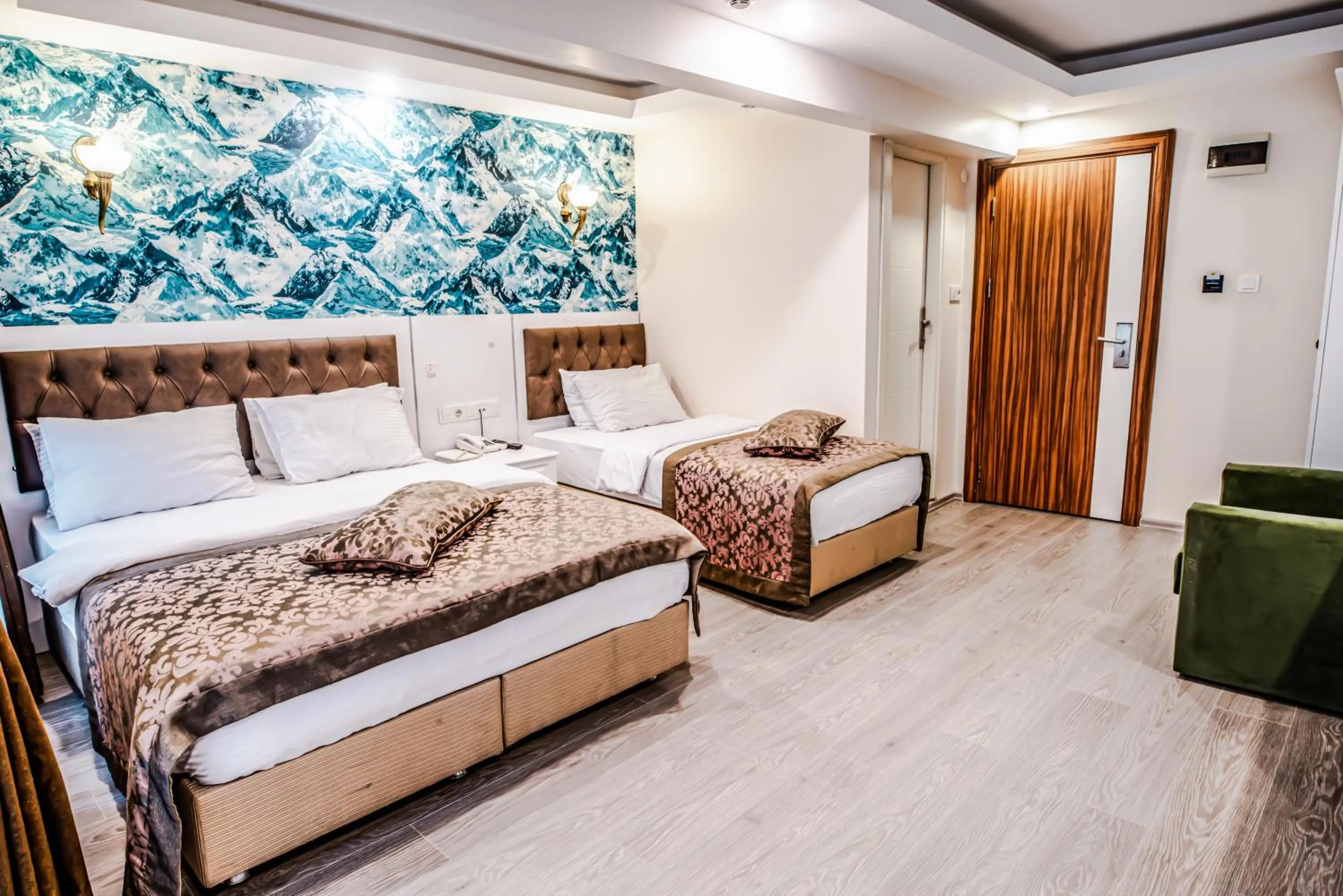 Bed in Lazz City Hotel