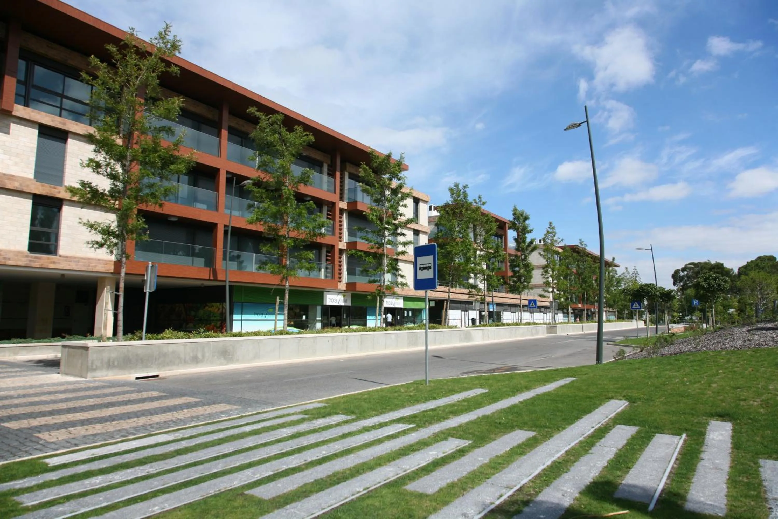 Facade/entrance in Troia Residence by The Editory - Apartamentos Ácala